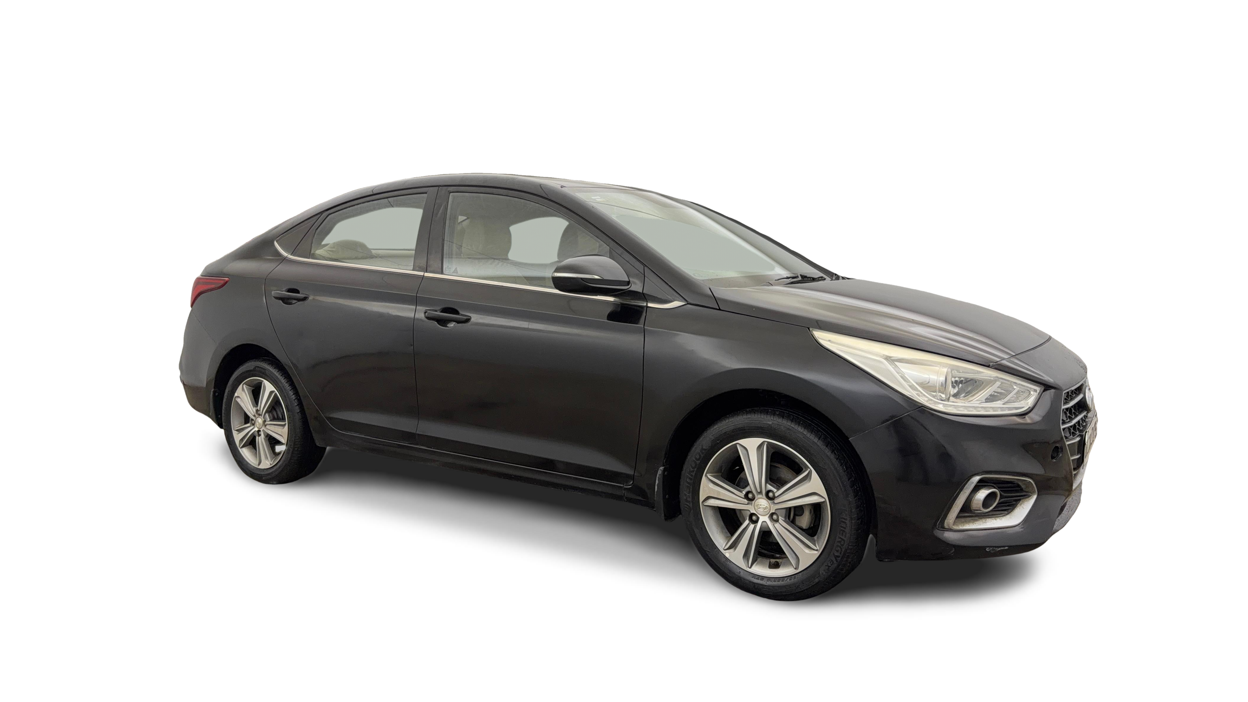 2018 Hyundai Verna - Sedan - Petrol - Manual - ₹5.92 lakh