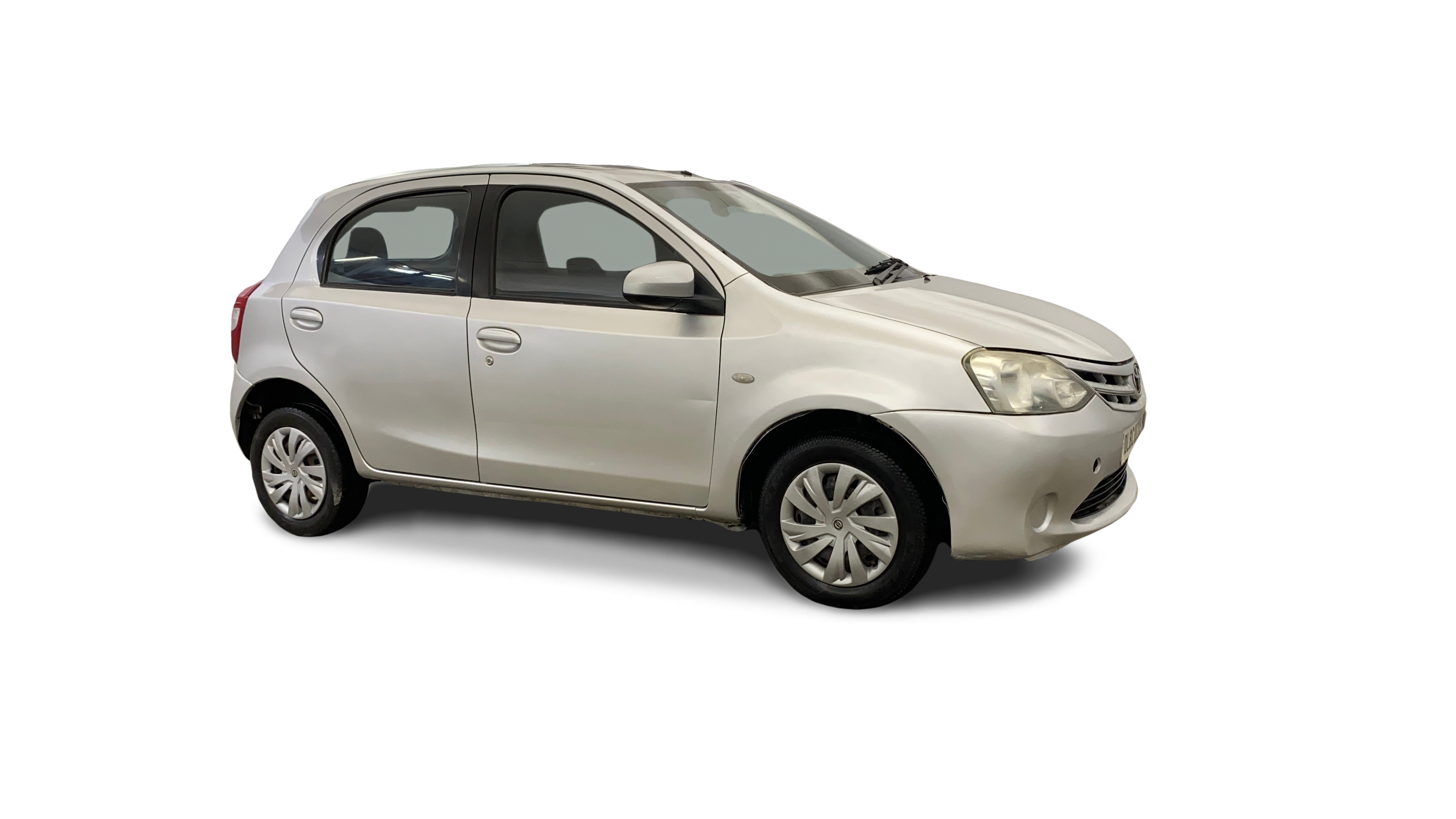 Toyota Etios Liva-img