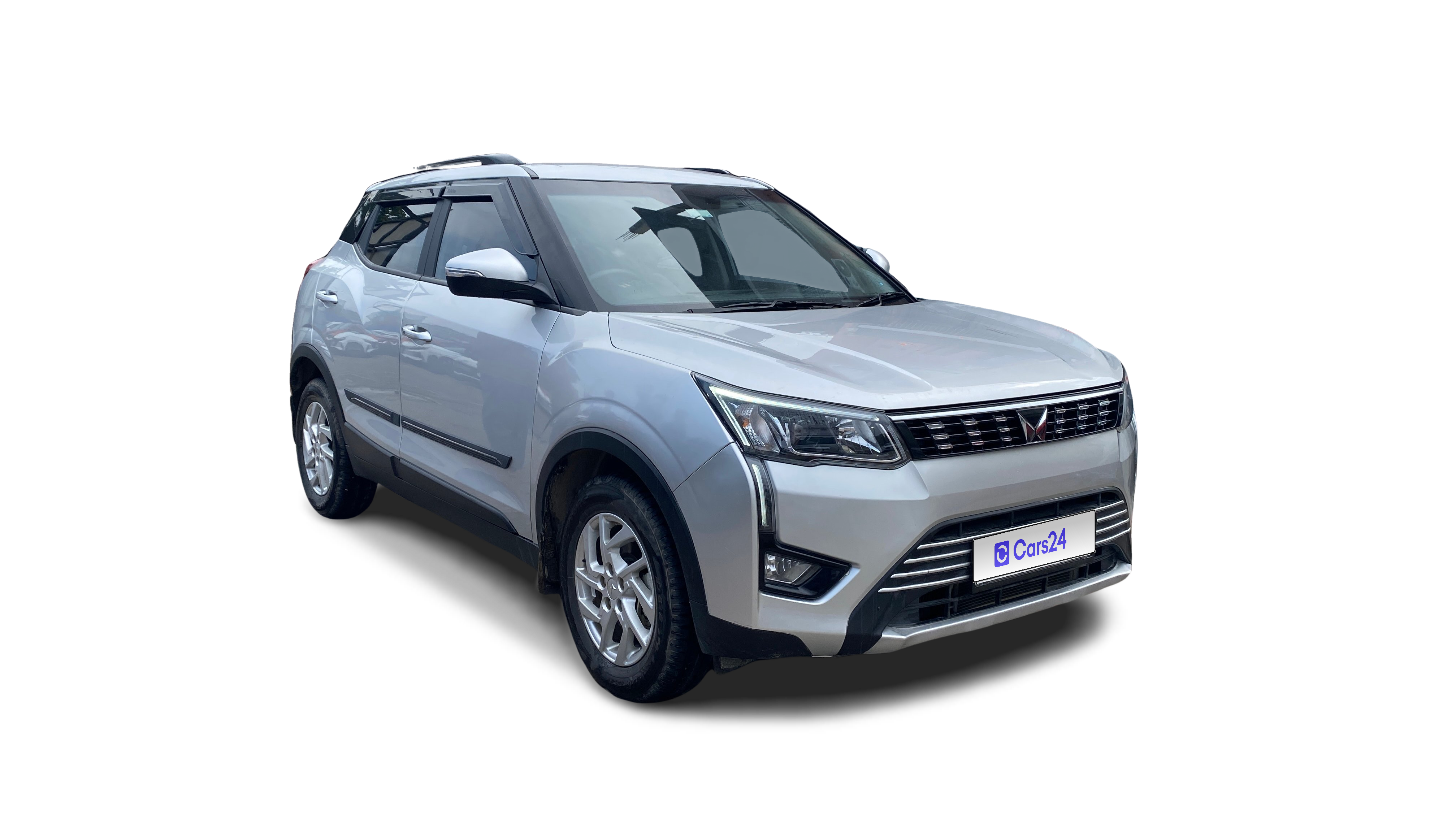 2022 Mahindra XUV300 - SUV - Petrol - Manual - ₹7.77 lakh