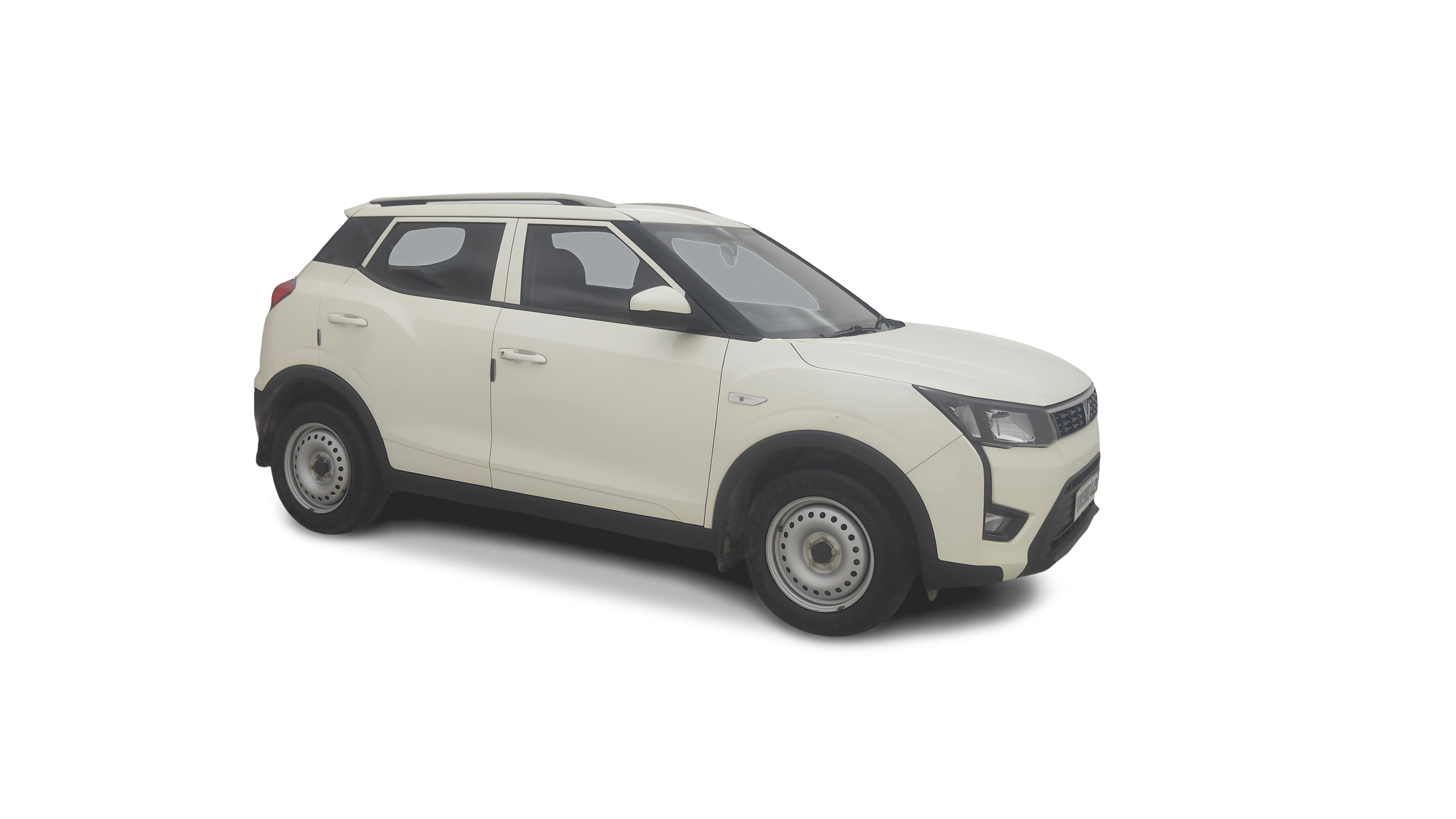 2023 Mahindra XUV300 - SUV - Petrol - Manual - ₹7.06 lakh