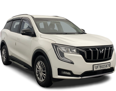 Mahindra XUV700-img
