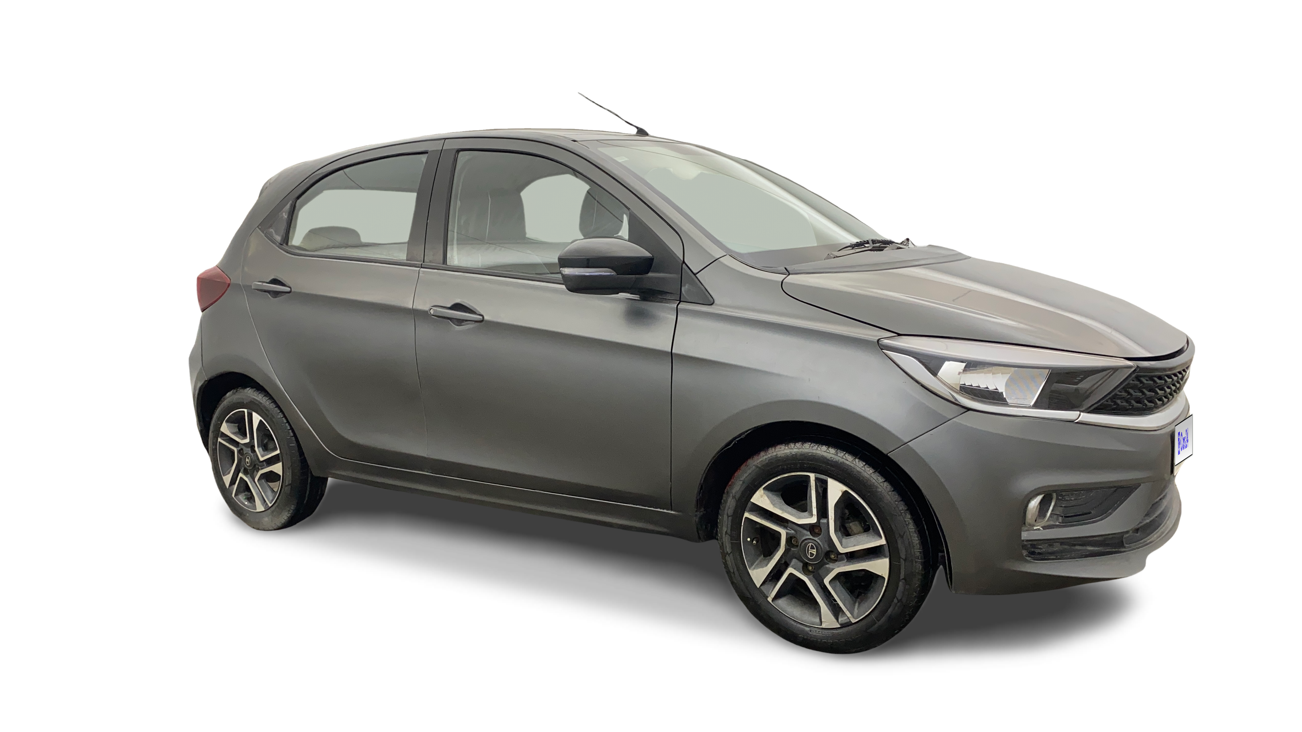 2020 Tata Tiago - Hatchback - Petrol - Automatic - ₹3.76 lakh