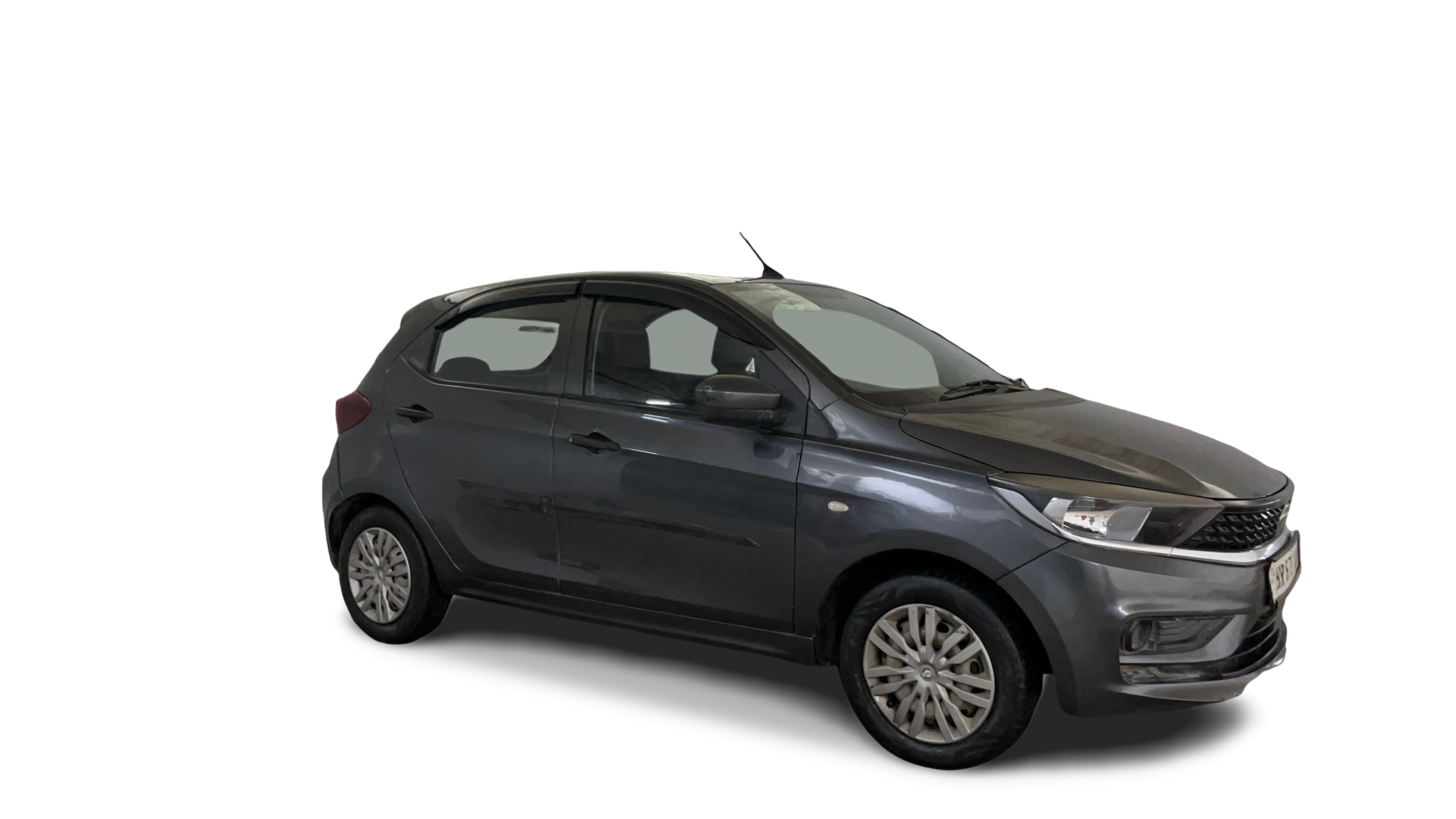 Tata Tiago-img