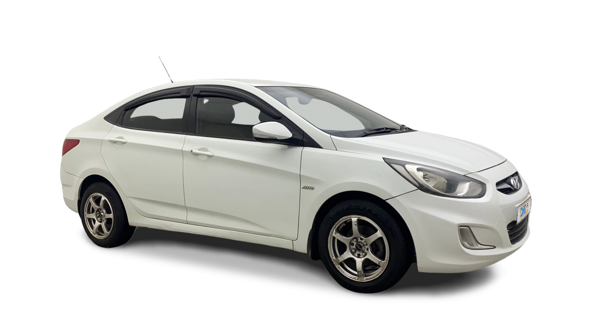 Hyundai Verna-img
