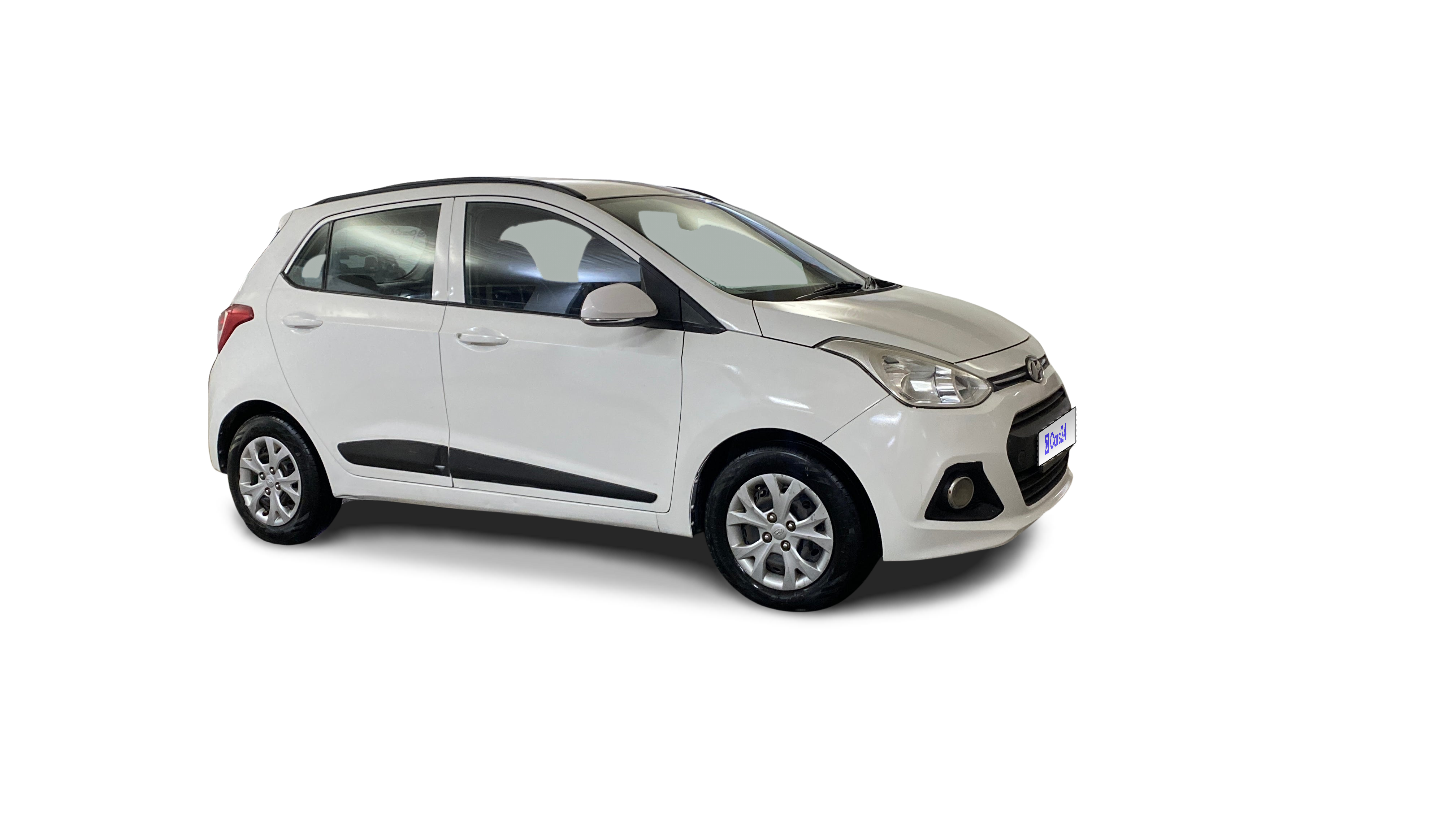 2015 Hyundai Grand i10 - Hatchback - Petrol - Manual - ₹2.35 lakh