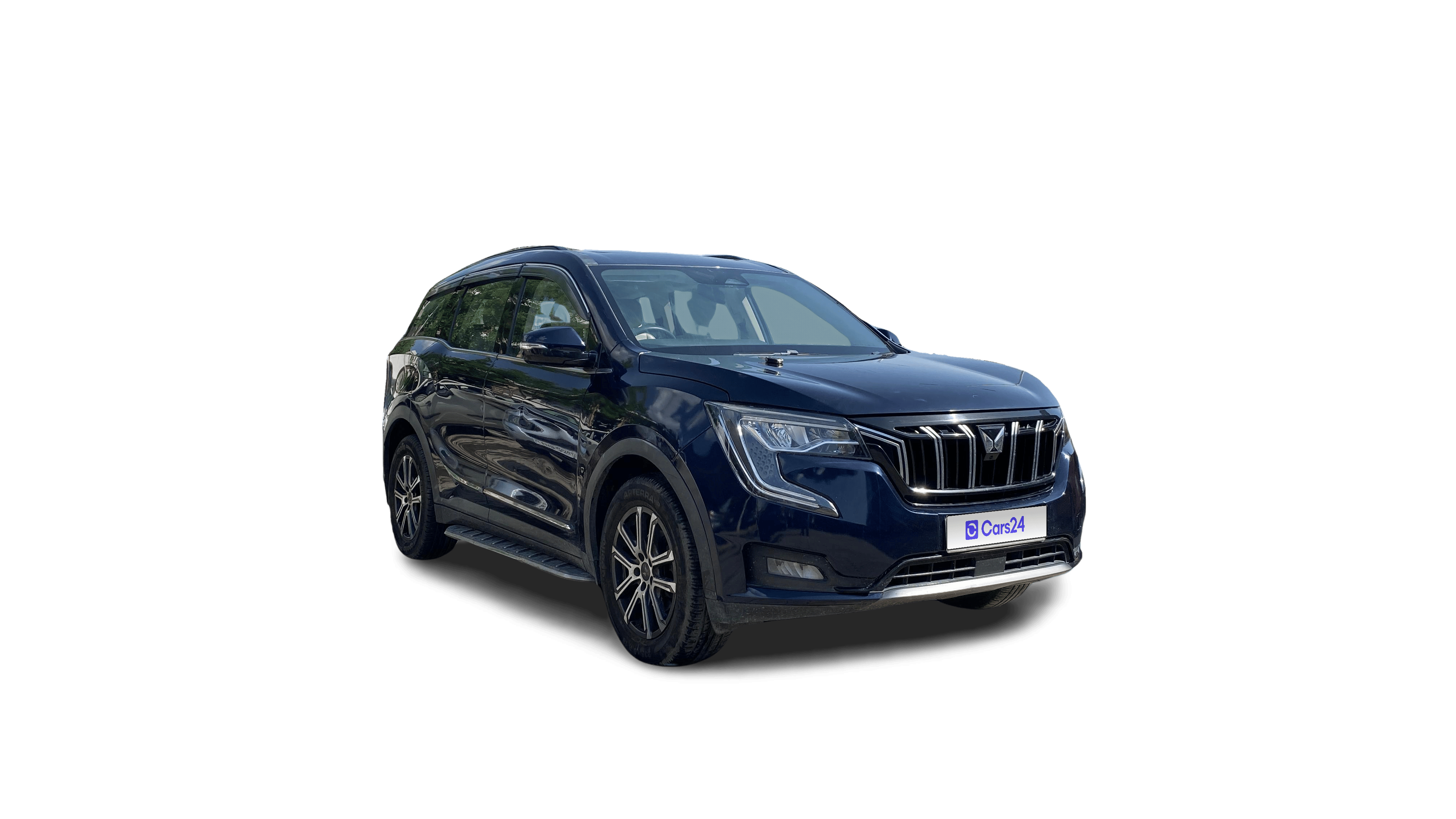 2021 Mahindra XUV700 - SUV - Petrol - Automatic - ₹13.85 lakh