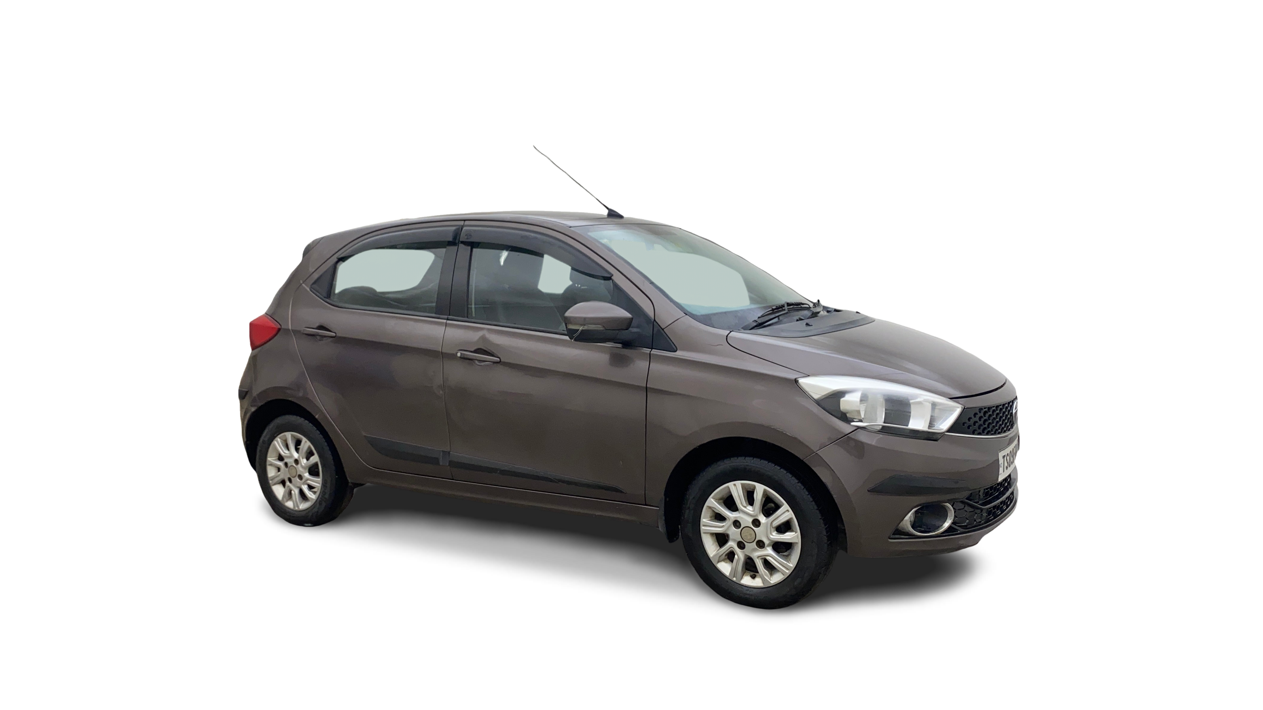 Tata Tiago-img