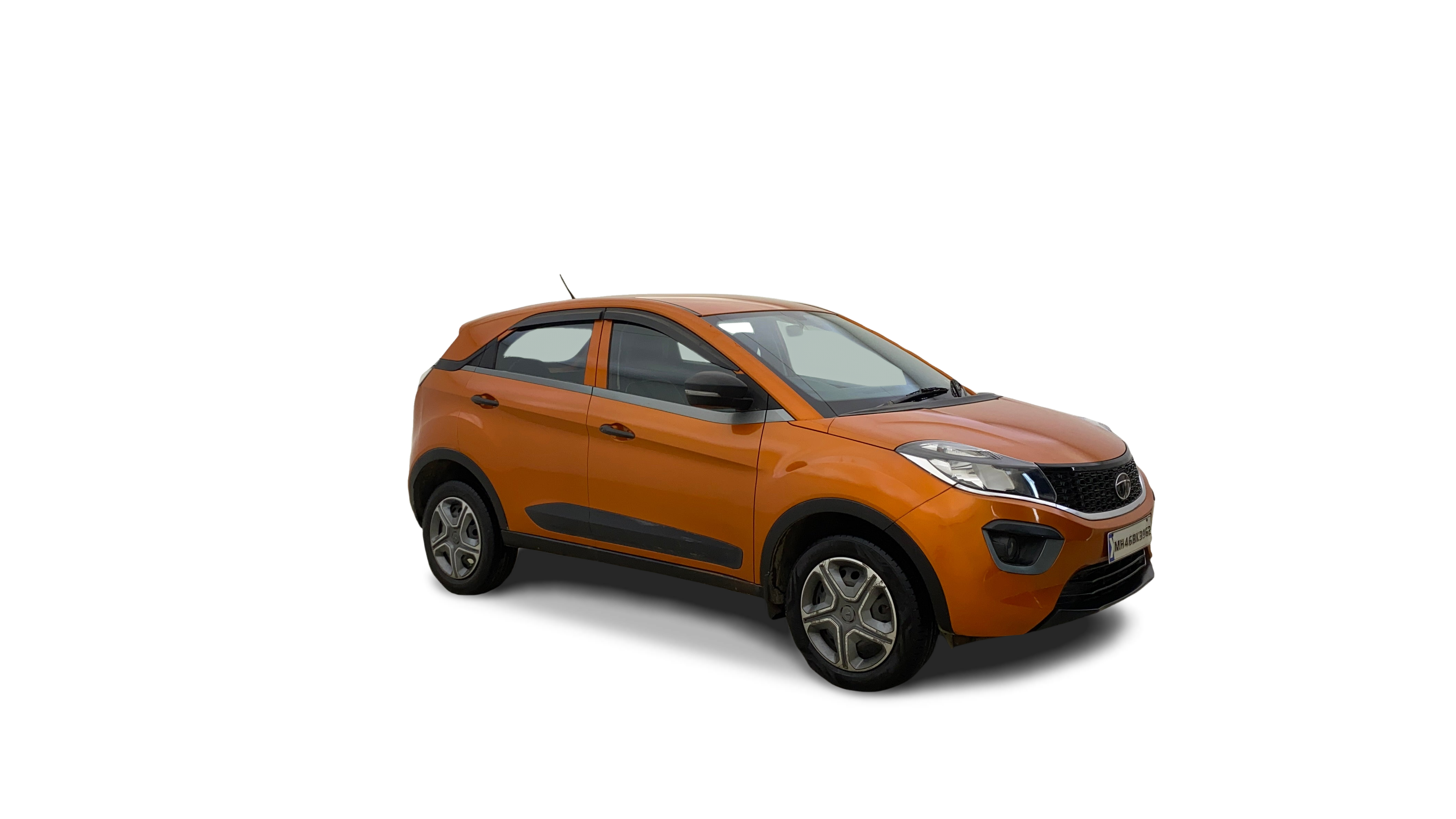 Tata NEXON-img