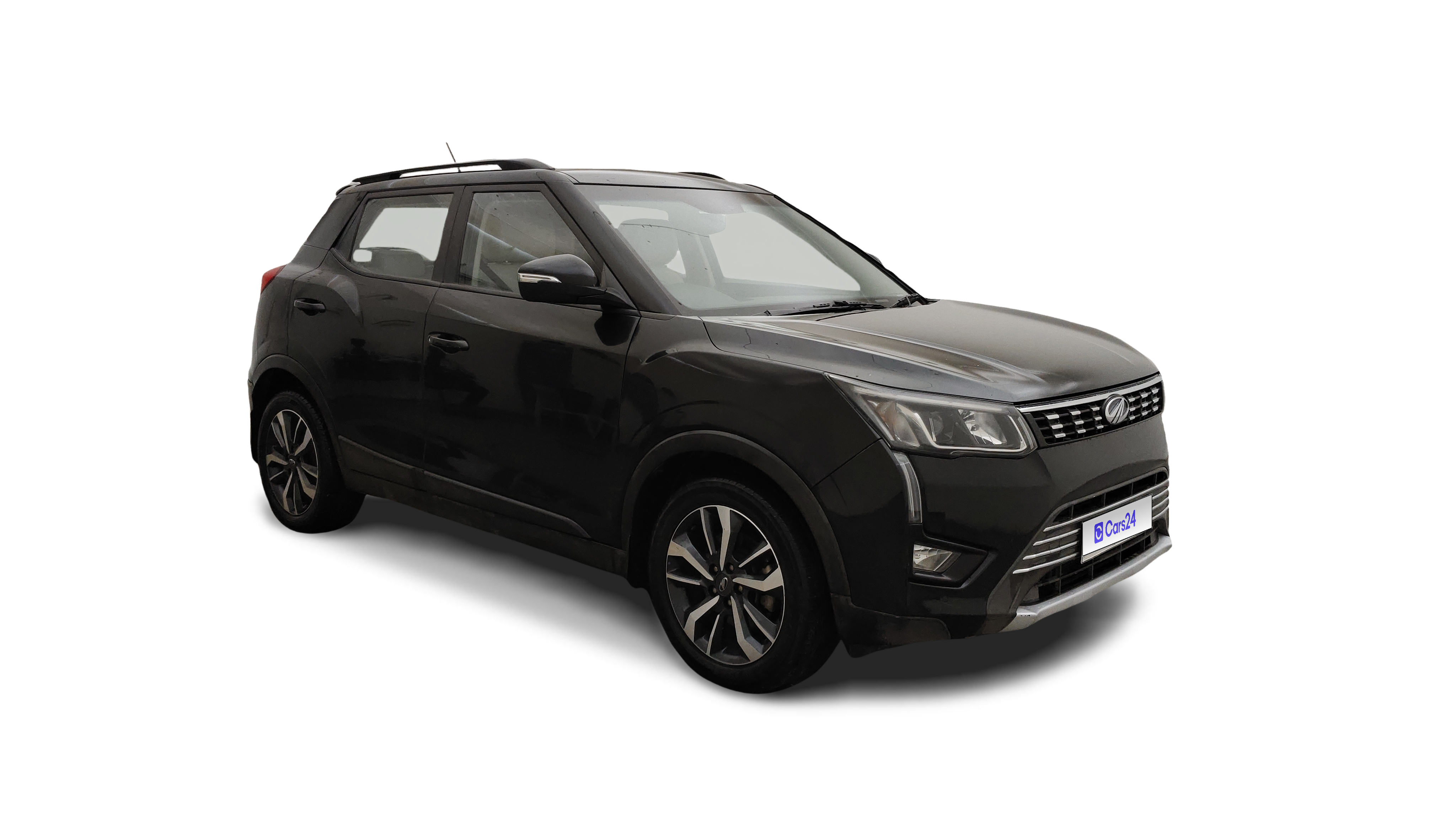 2020 Mahindra XUV300 - SUV - Petrol - Manual - ₹7.21 lakh