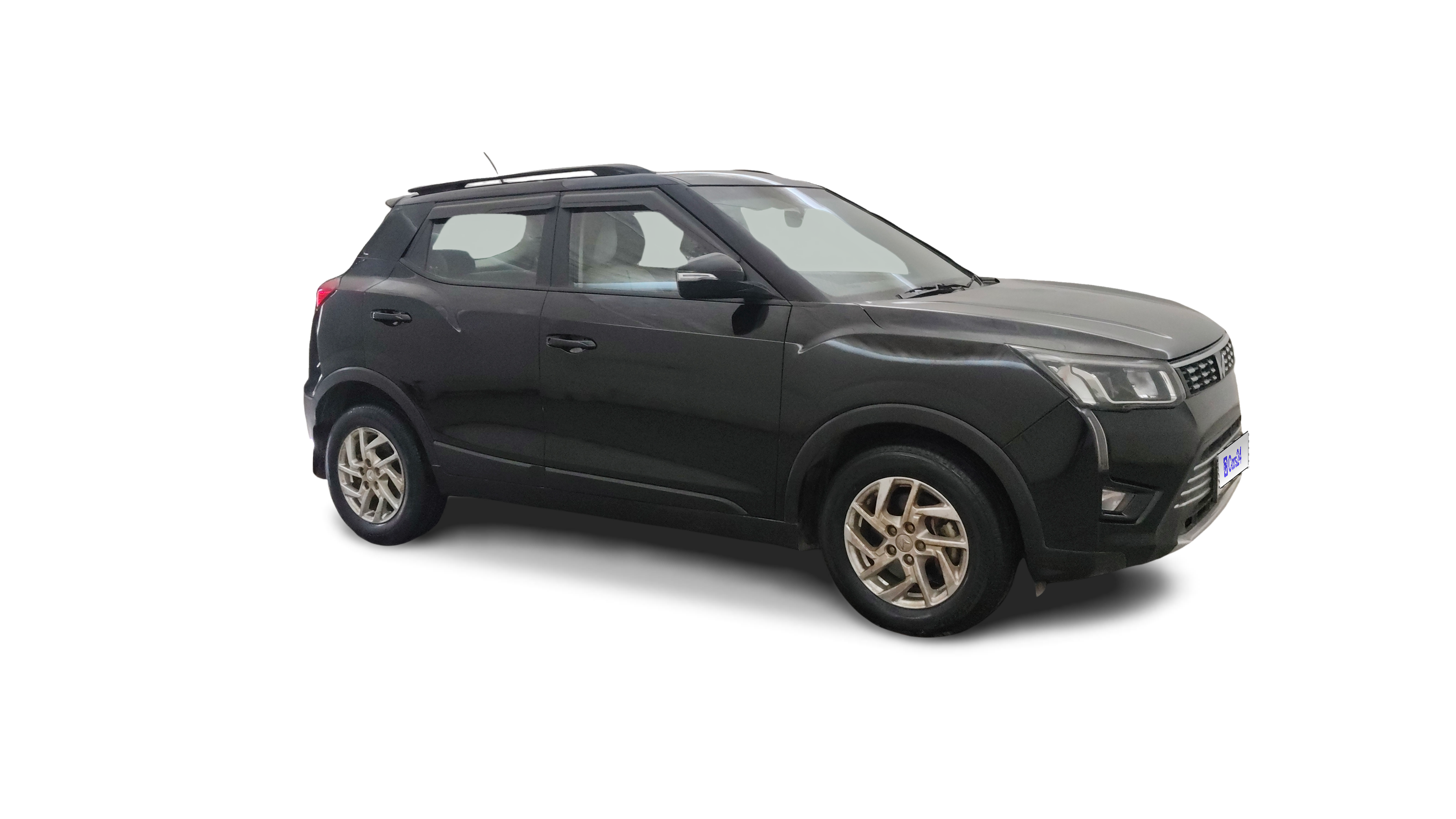 2022 Mahindra XUV300 - SUV - Diesel - Manual - ₹8.37 lakh