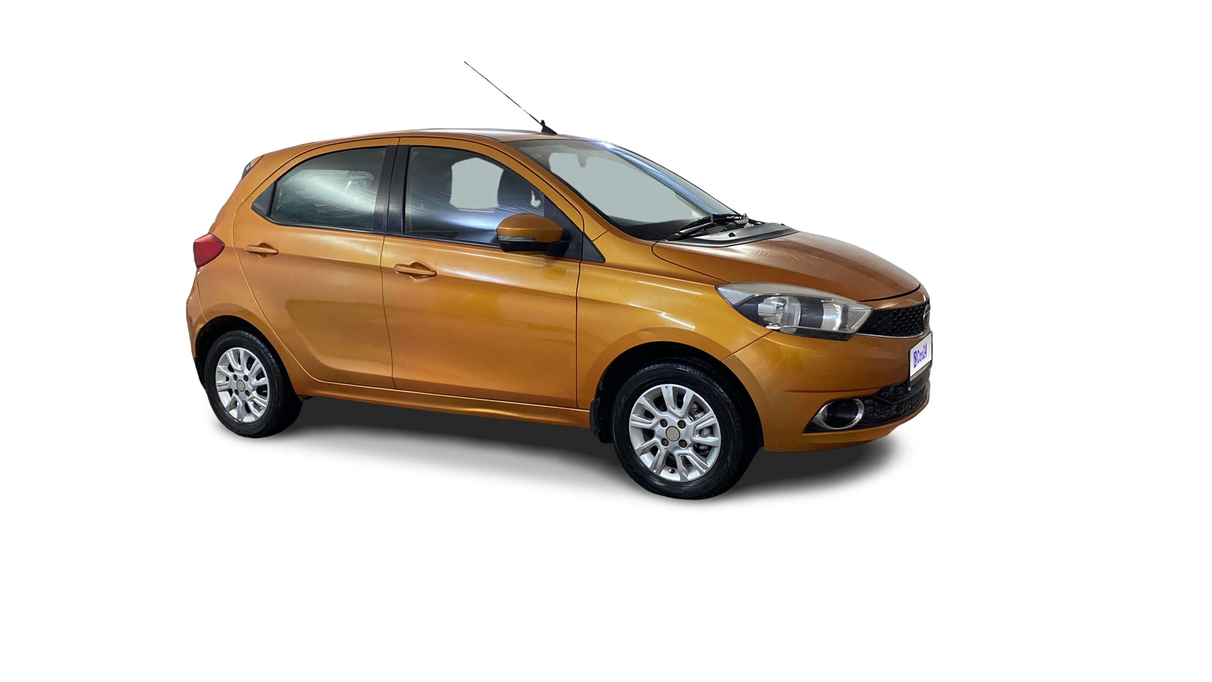 2018 Tata Tiago - Hatchback - Petrol - Automatic - ₹3.03 lakh