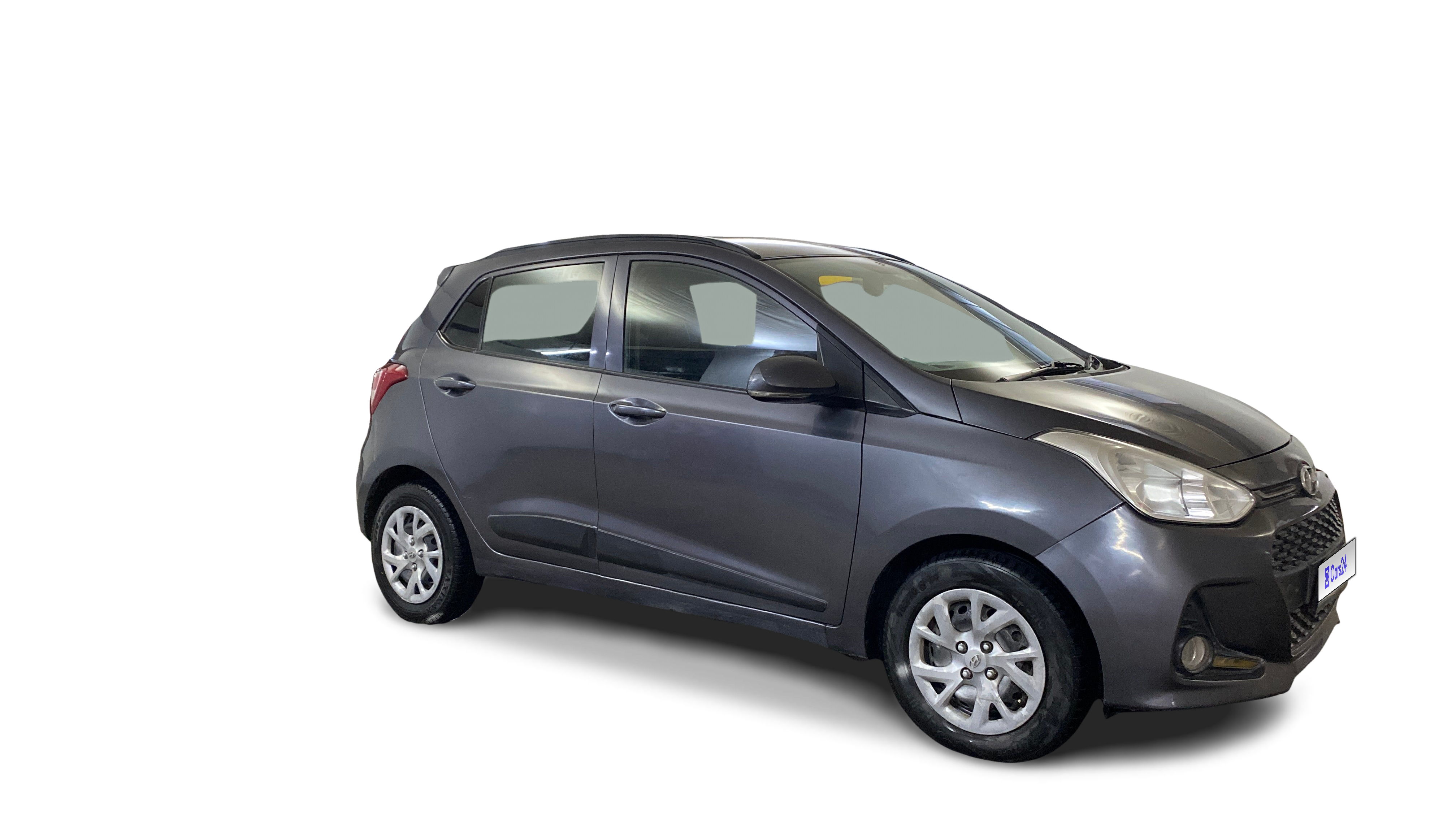 2018 Hyundai Grand i10 - Hatchback - CNG - Manual - ₹3.79 lakh
