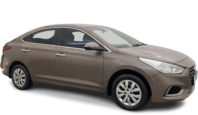 Hyundai Verna-img