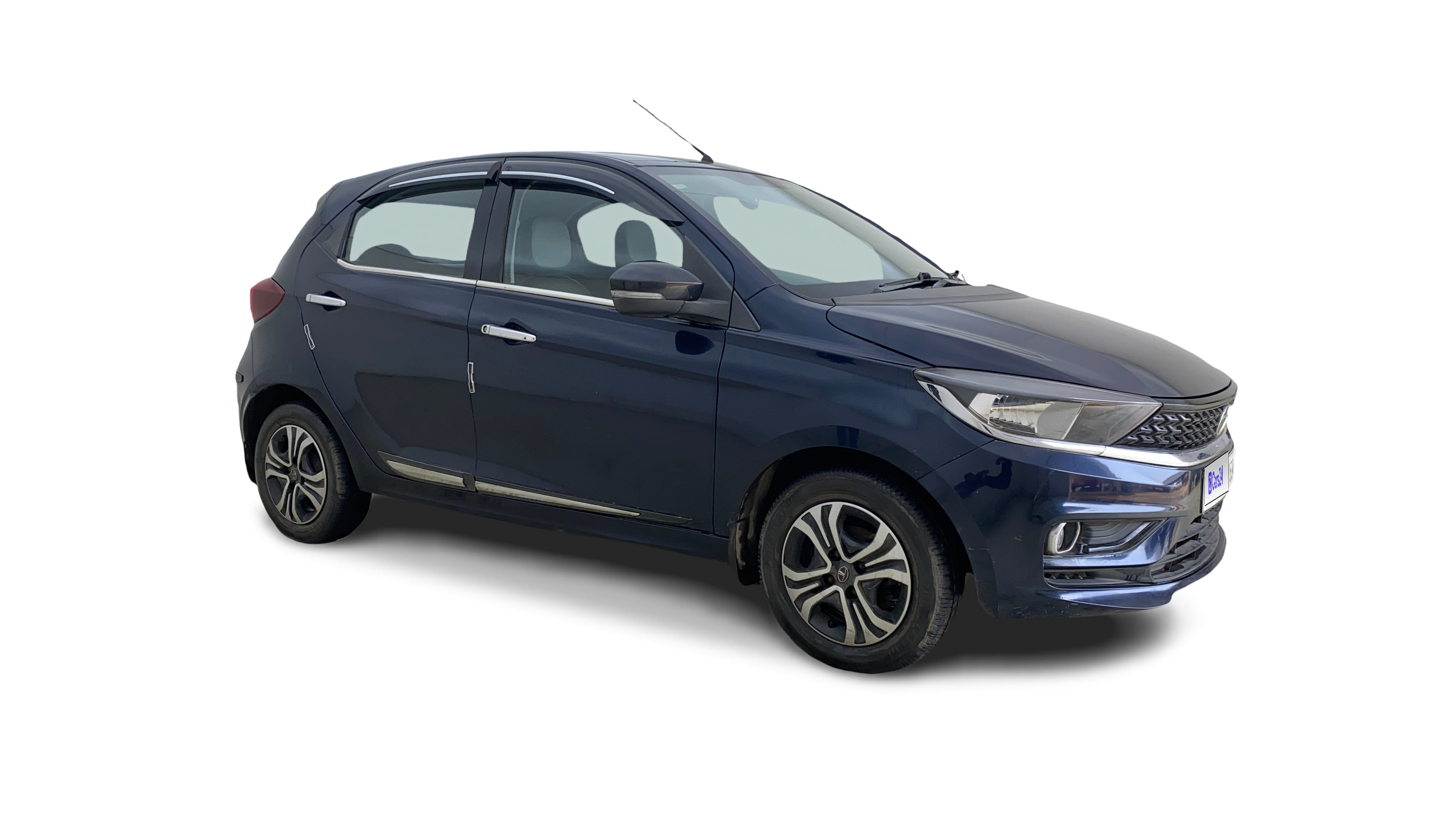 2022 Tata Tiago - Hatchback - Petrol - Manual - ₹4.02 lakh