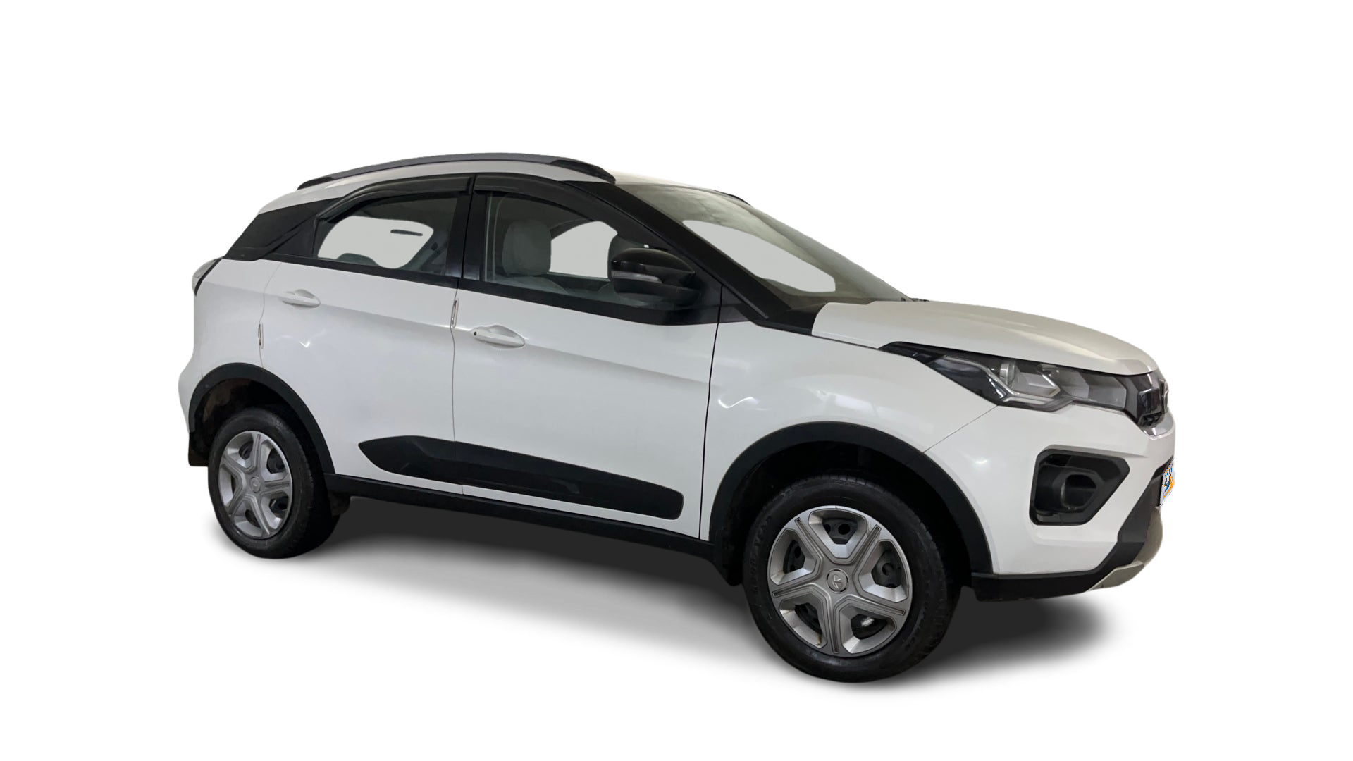 Tata NEXON-img