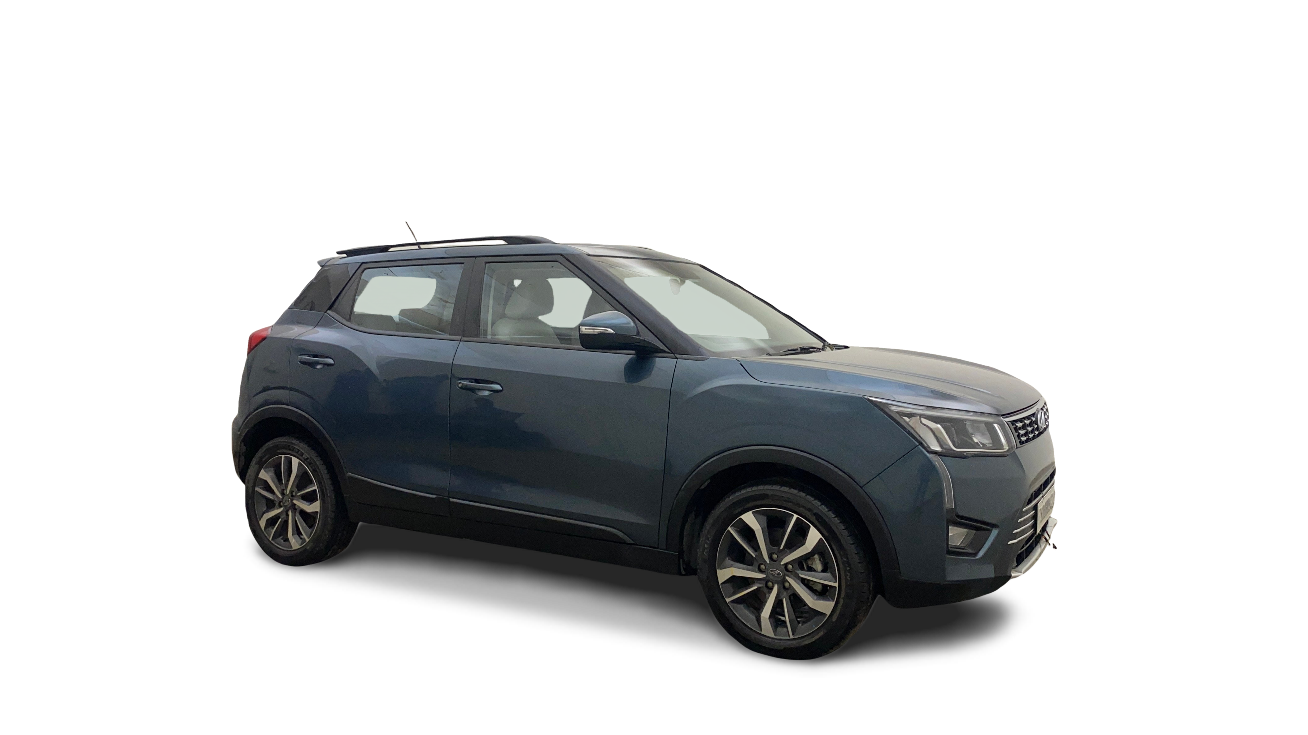 2021 Mahindra XUV300 - SUV - Petrol - Automatic - ₹9.37 lakh