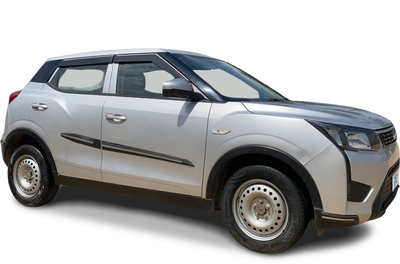 Mahindra XUV300-img