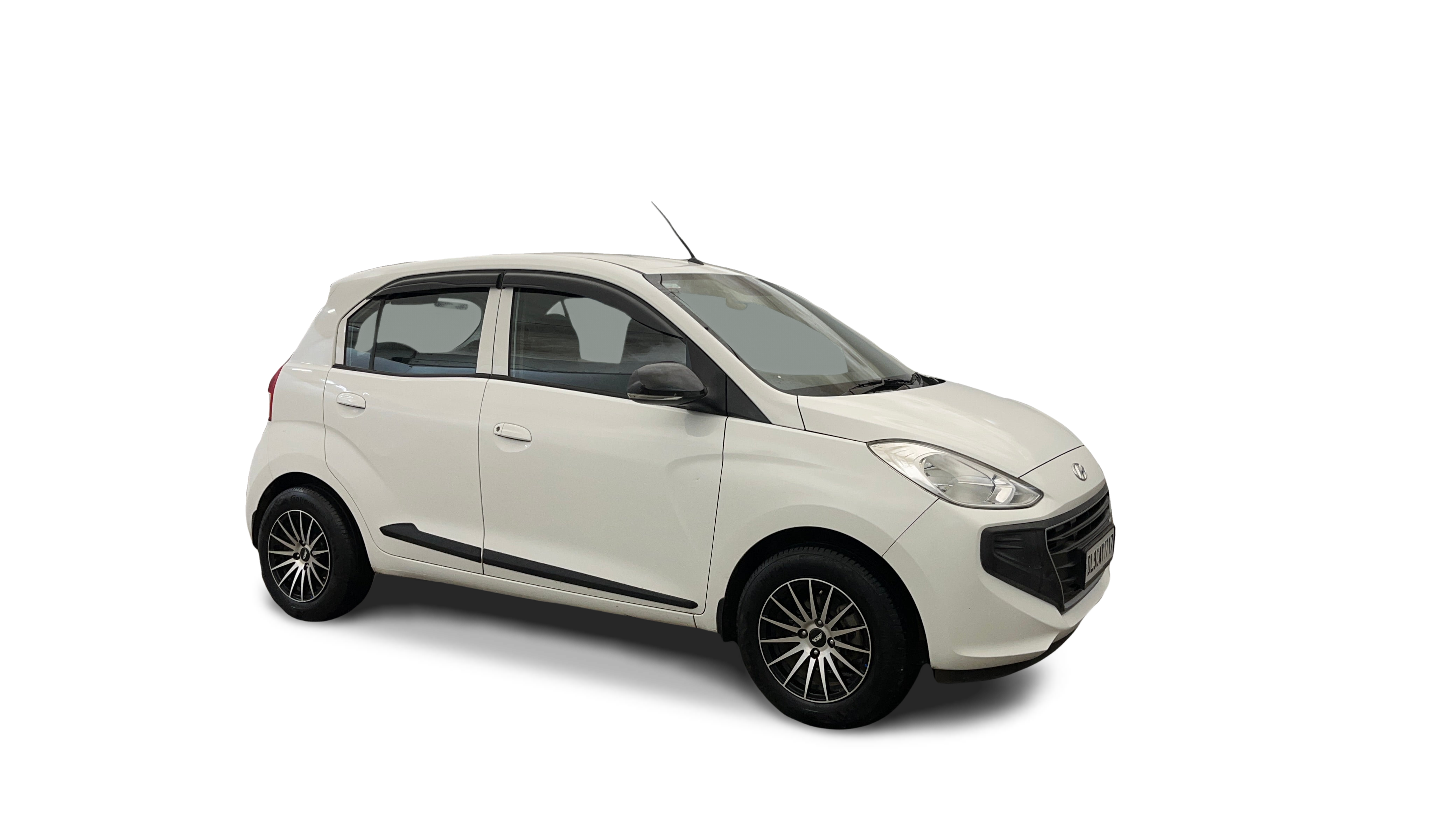 Hyundai NEW SANTRO-img