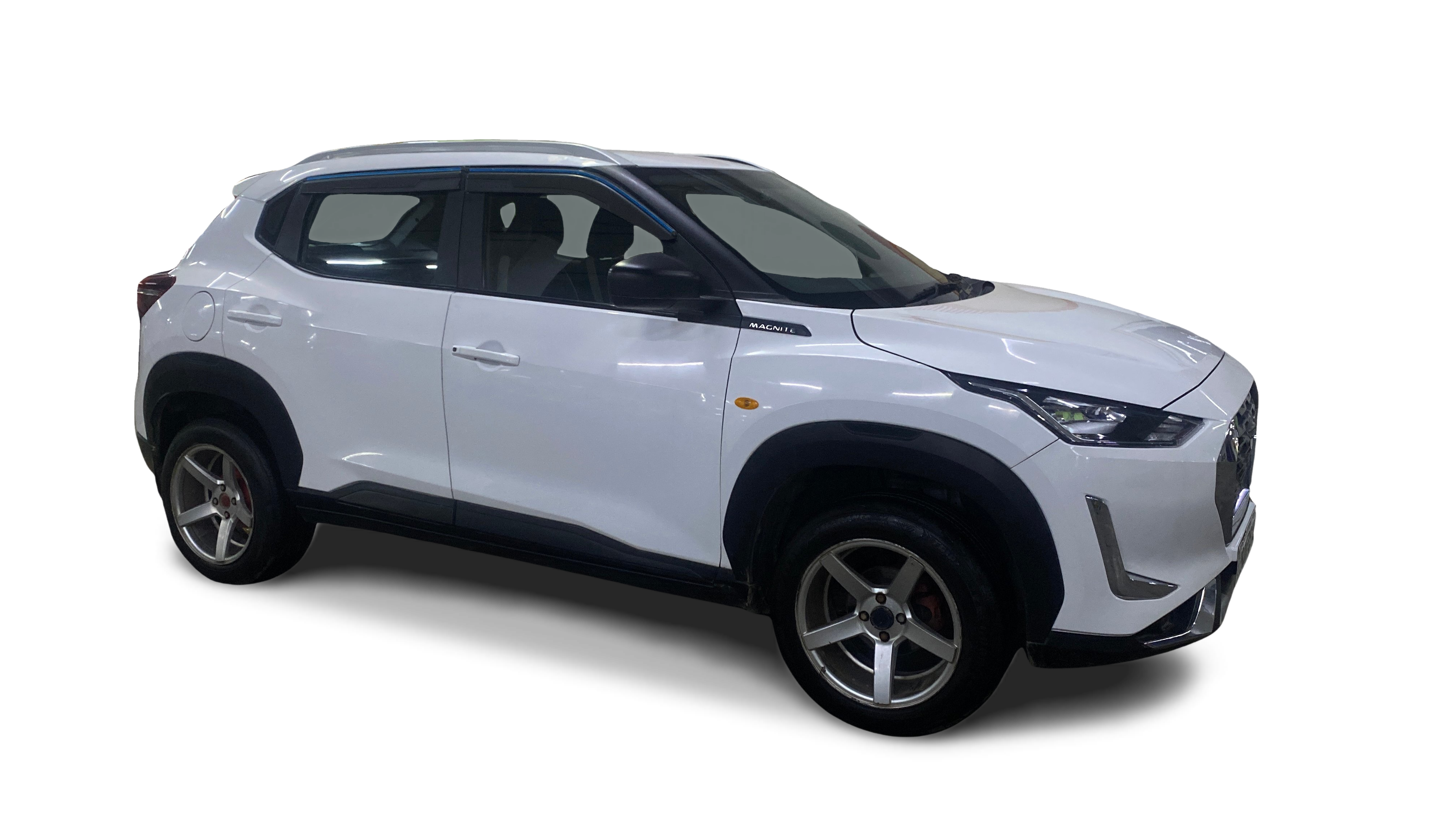 2023 Nissan MAGNITE - SUV - Petrol - Manual - ₹4.01 lakh