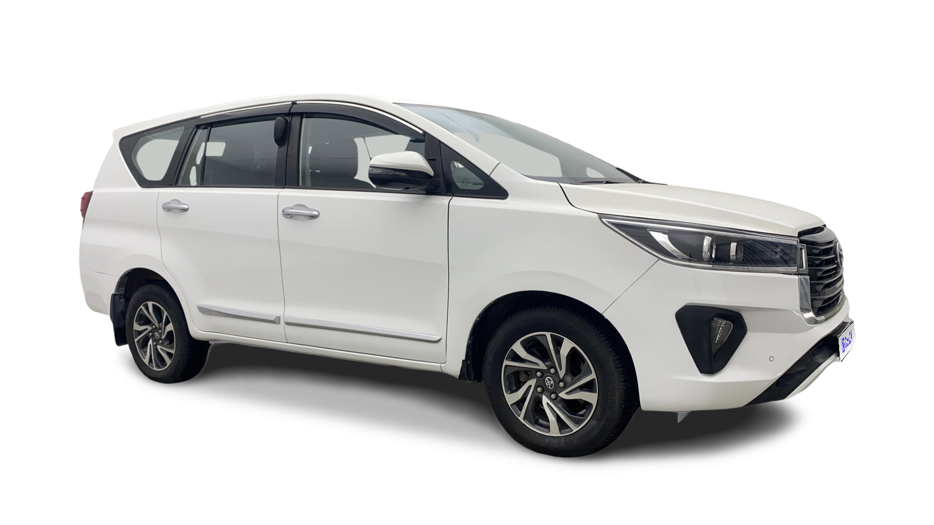 2022 Toyota Innova Crysta - SUV - Petrol - Manual - ₹17.67 lakh