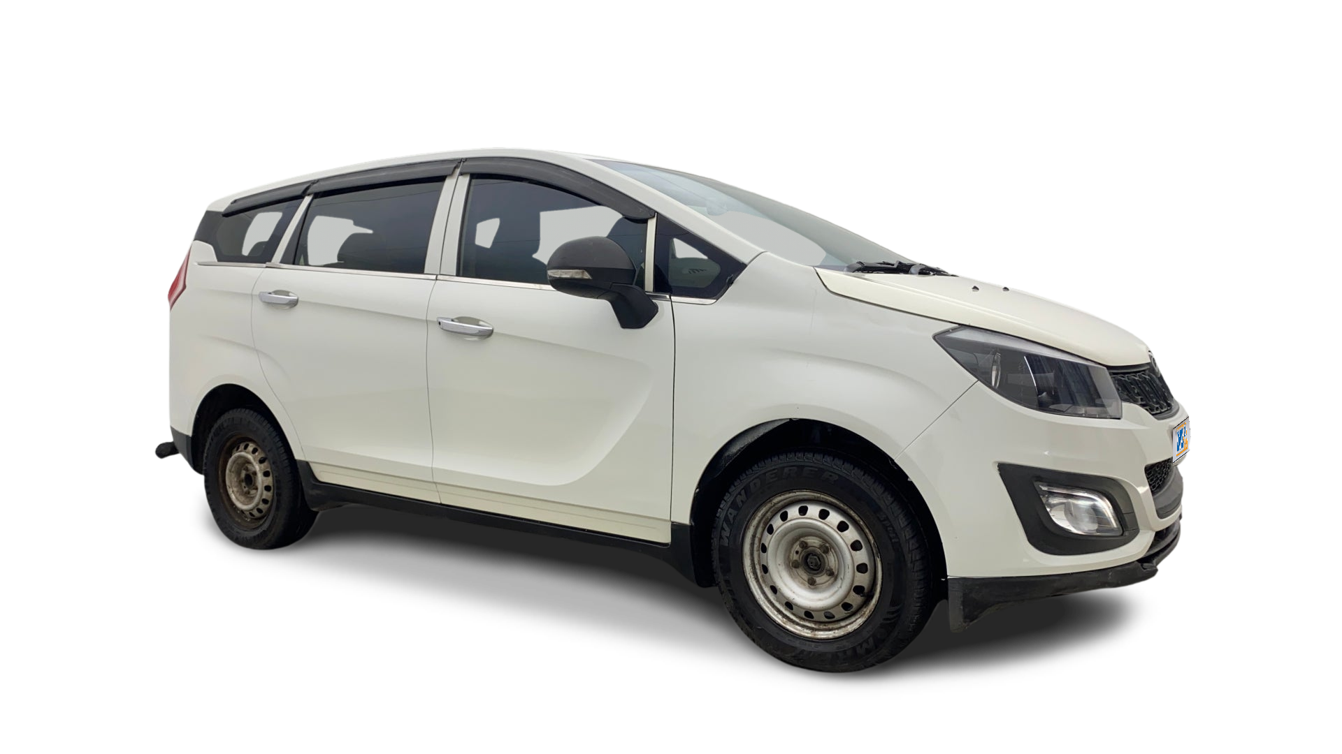 Mahindra MARAZZO-img