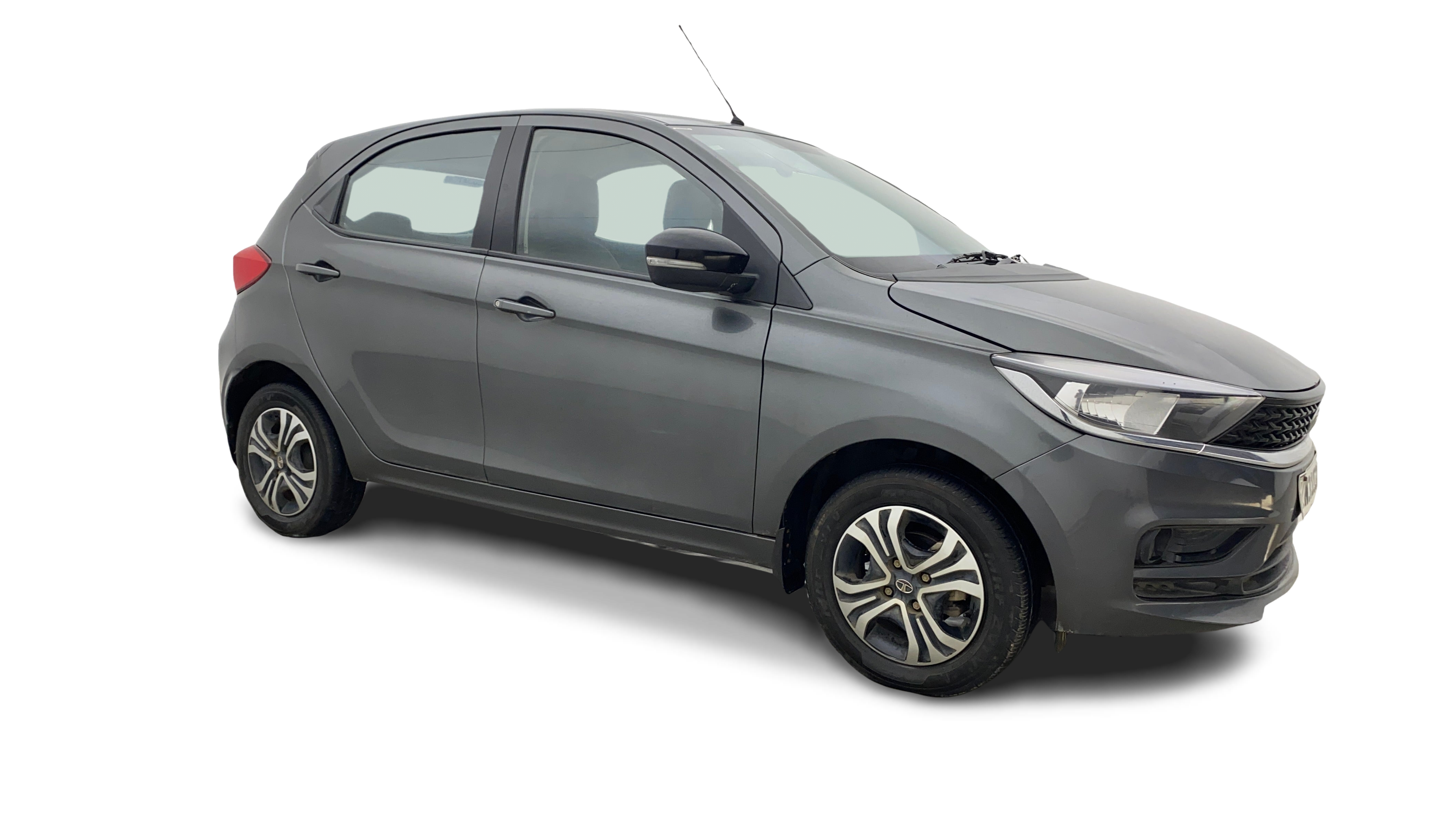 Tata Tiago-img