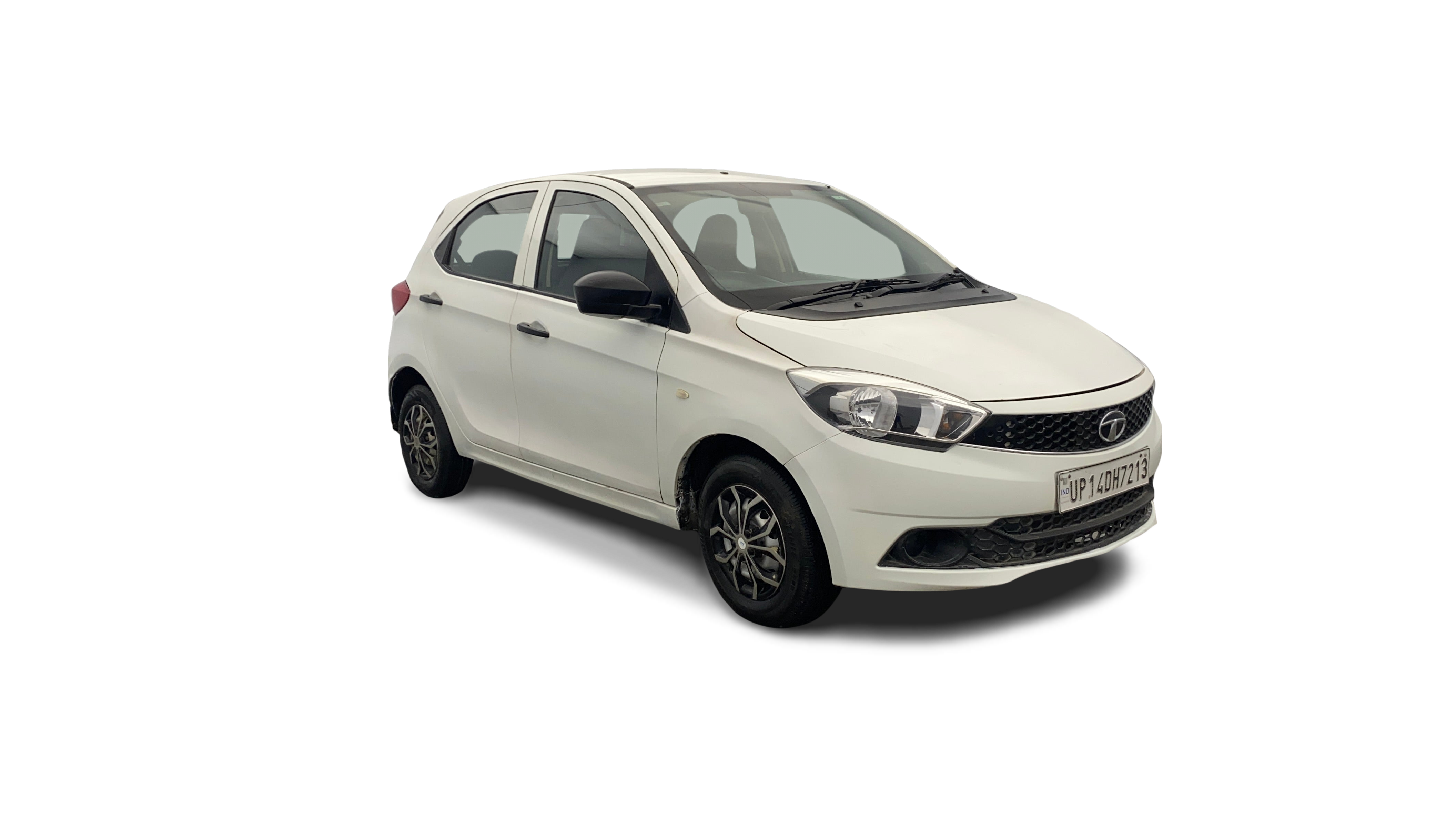 Tata Tiago-img