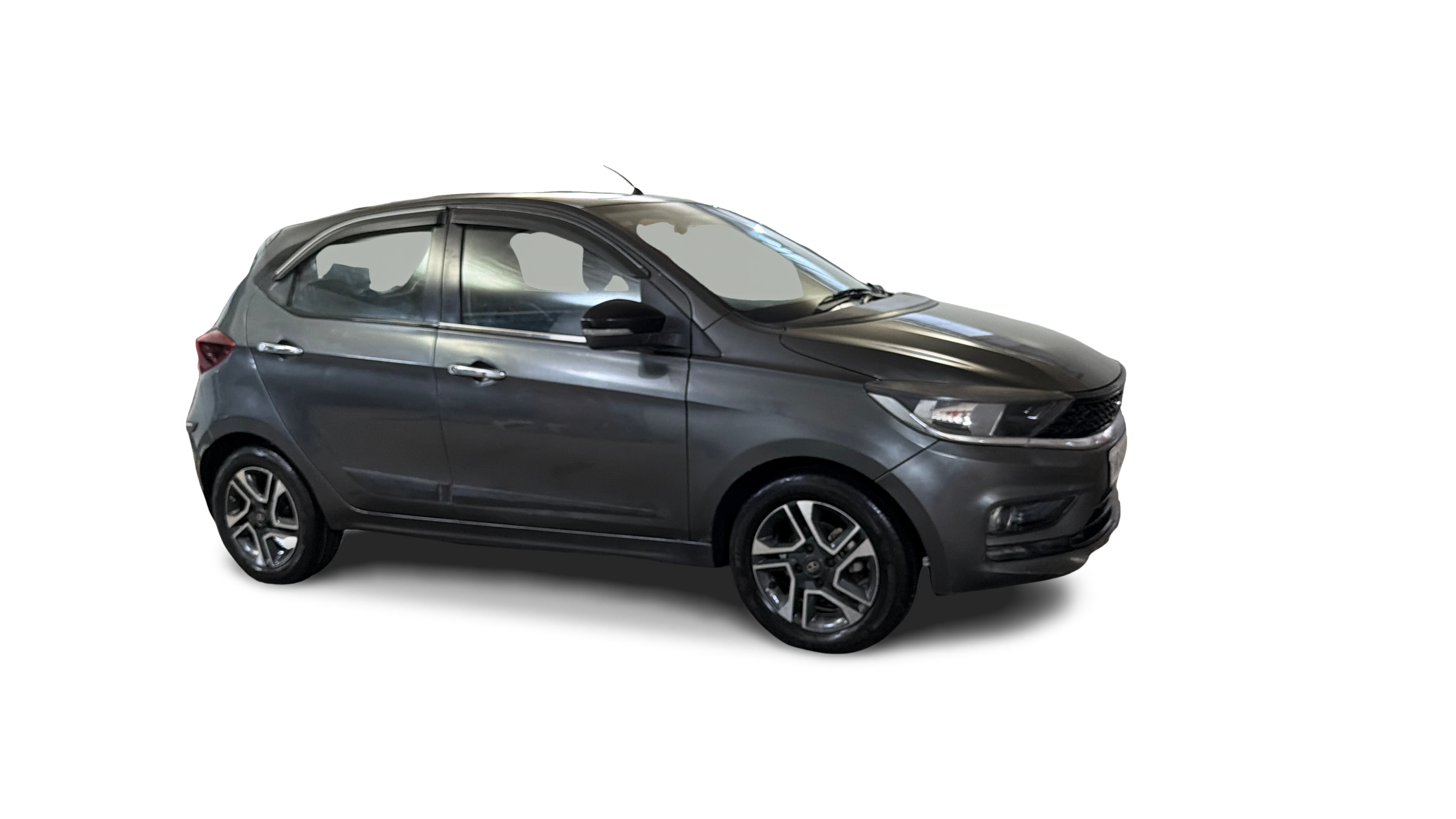 2020 Tata Tiago - Hatchback - Petrol - Automatic - ₹3.50 lakh