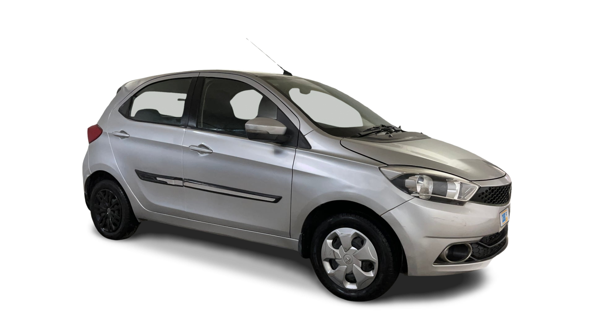 Tata Tiago-img