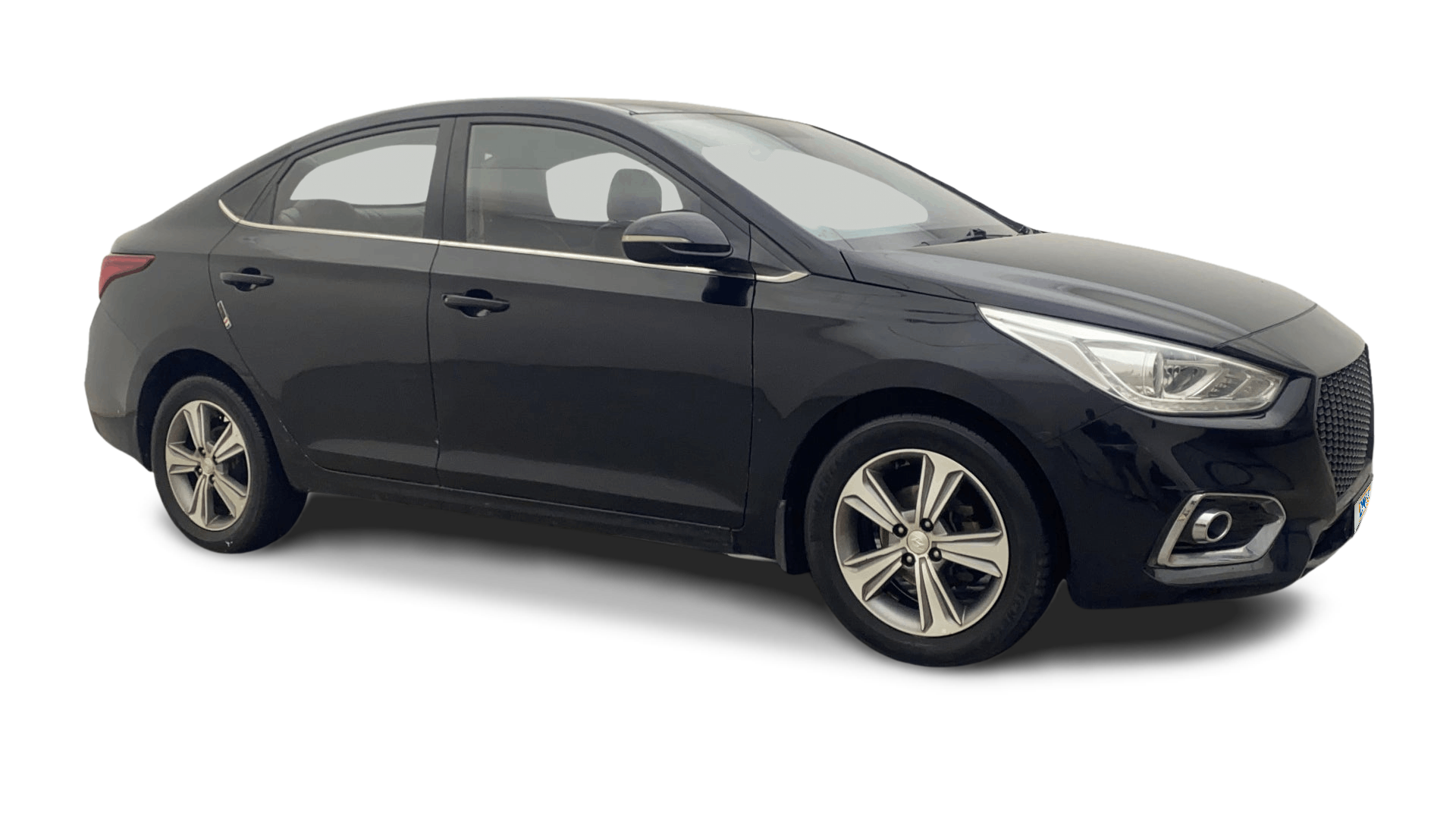 Hyundai Verna-img