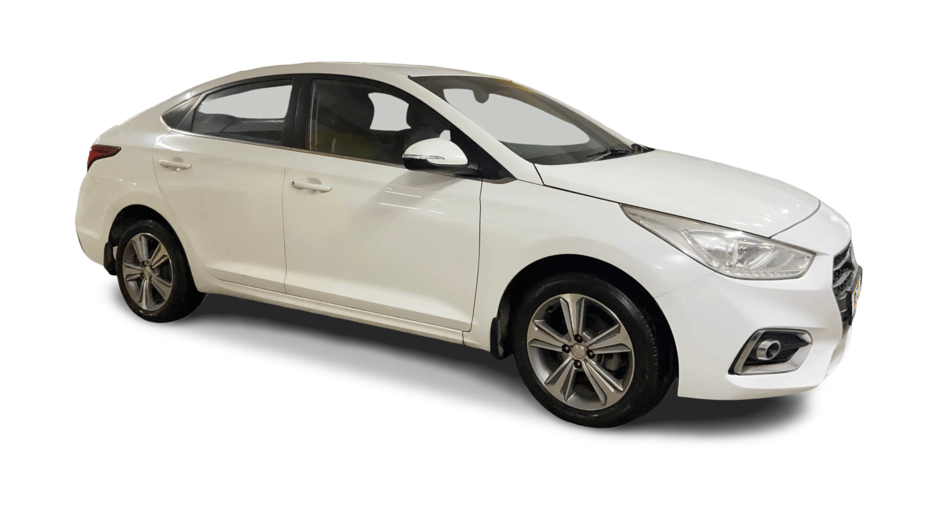 Hyundai Verna-img