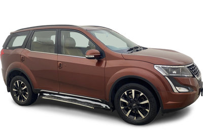 Mahindra XUV500-img
