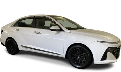 2023 Hyundai Verna - Sedan - Petrol - Manual - ₹9.72 lakh