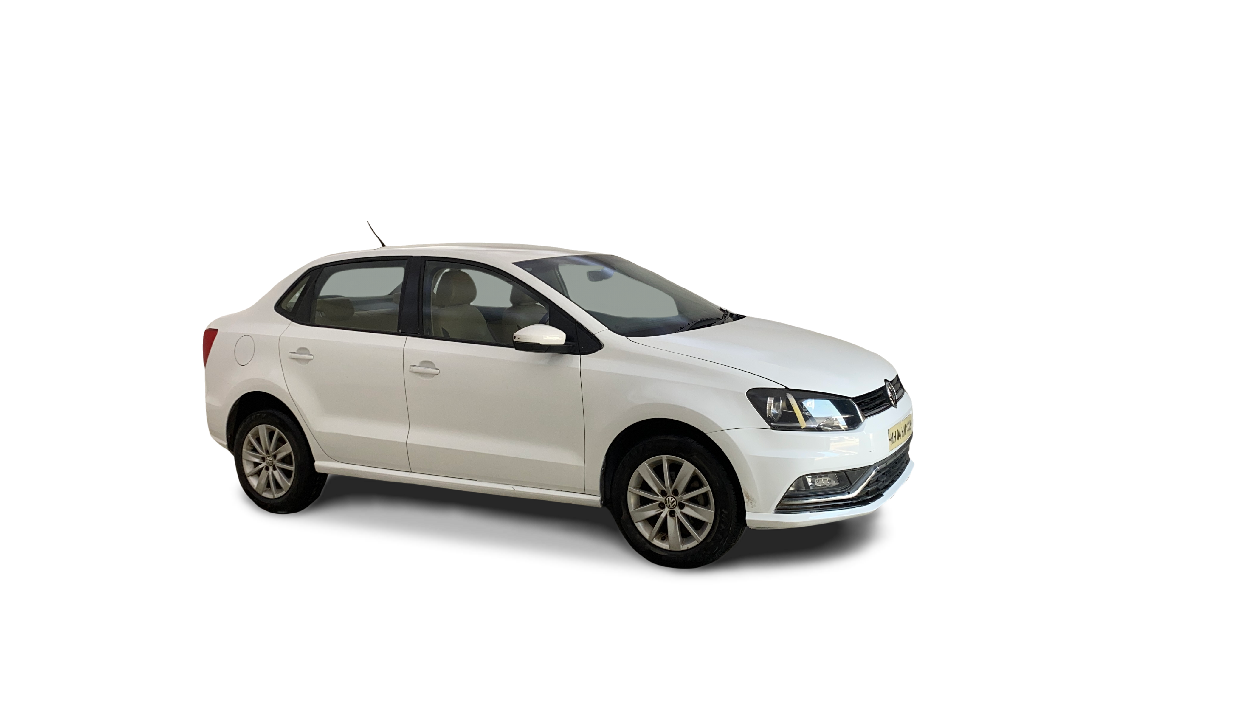 2016 Volkswagen Ameo - Sedan - Petrol - Manual - ₹3.42 lakh