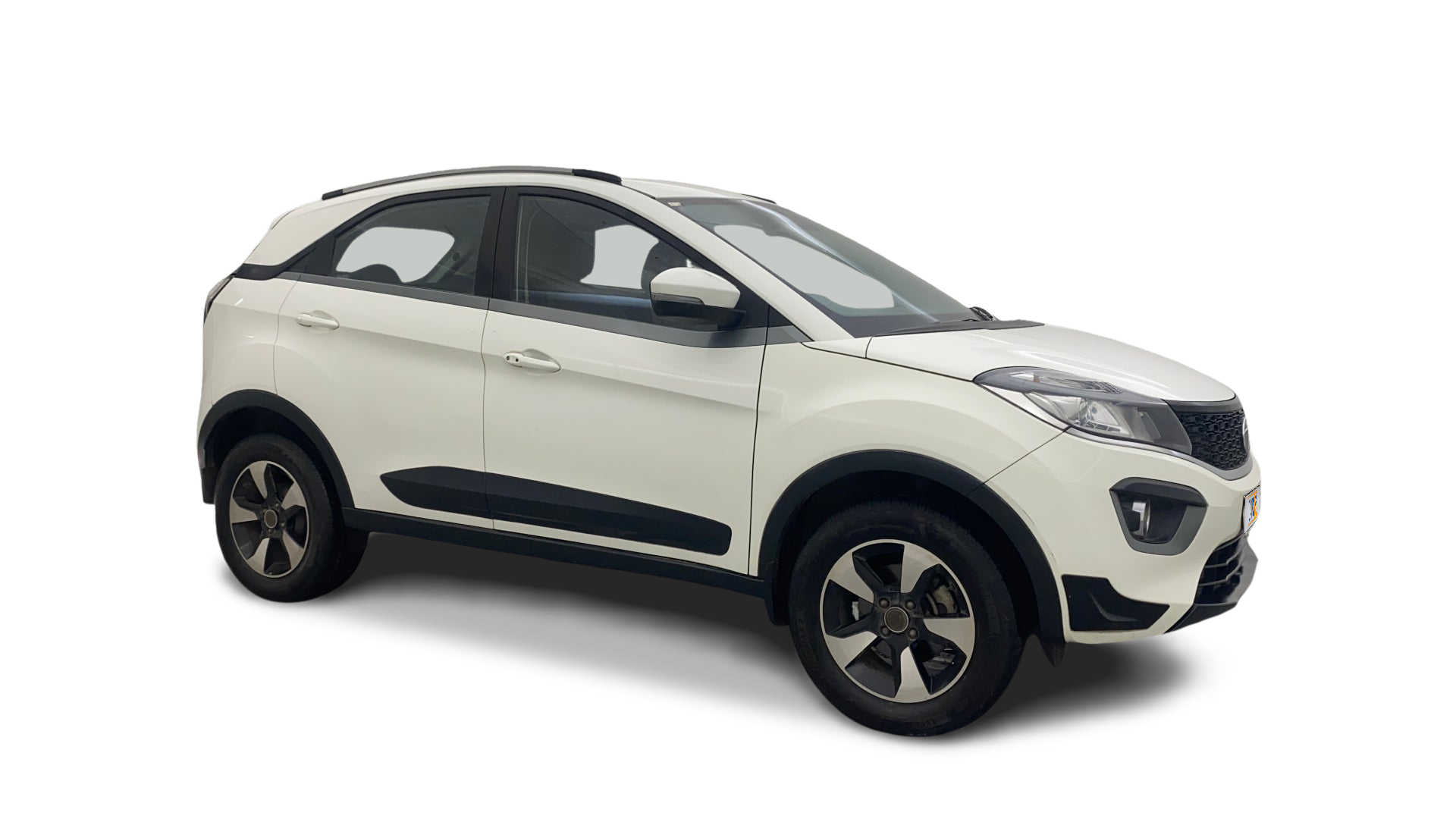 Tata NEXON-img