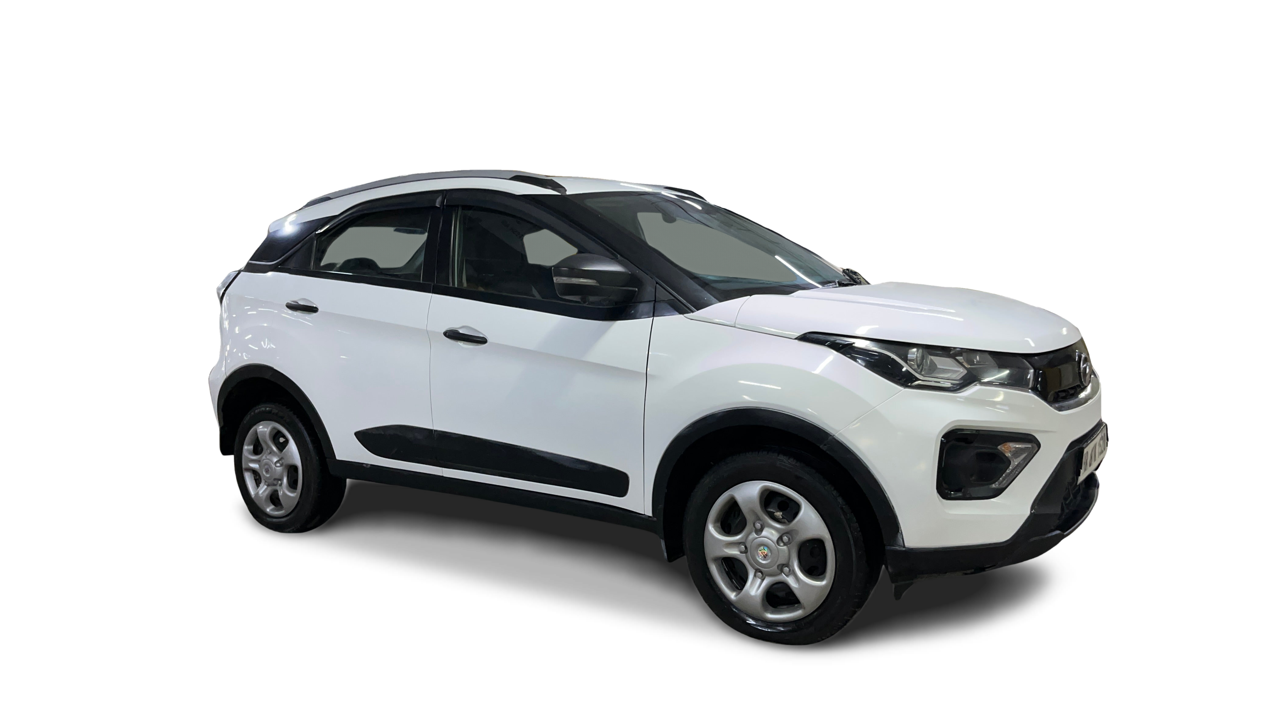 Tata NEXON-img