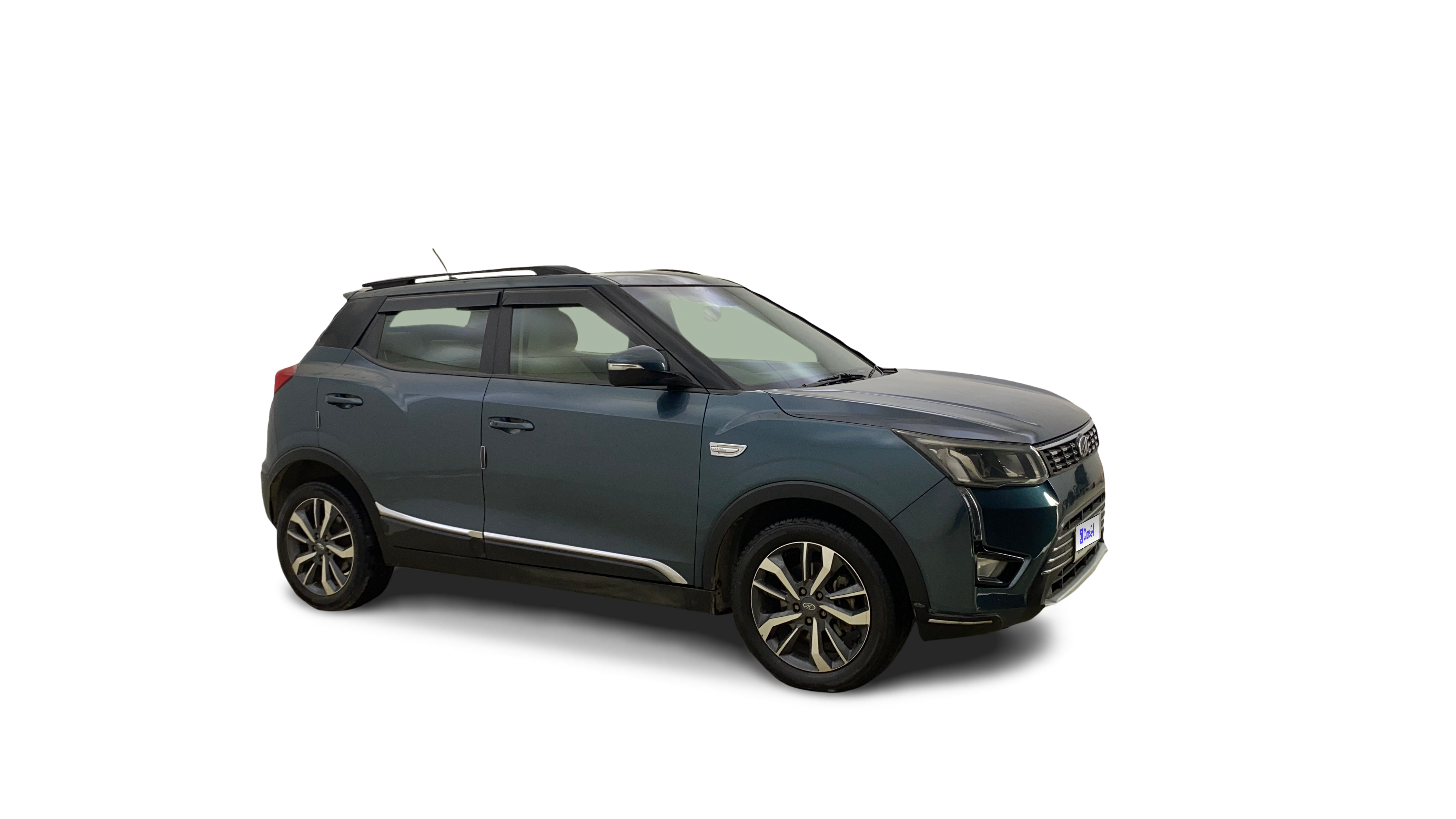 2021 Mahindra XUV300 - SUV - Diesel - Manual - ₹7.98 lakh