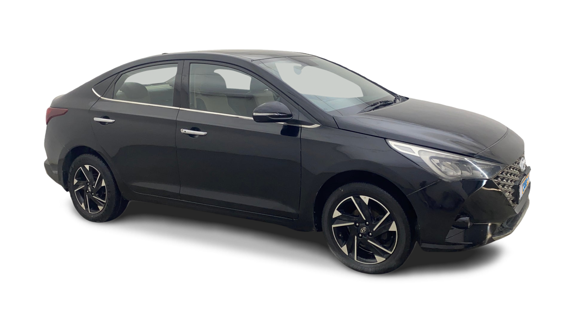 Hyundai Verna-img