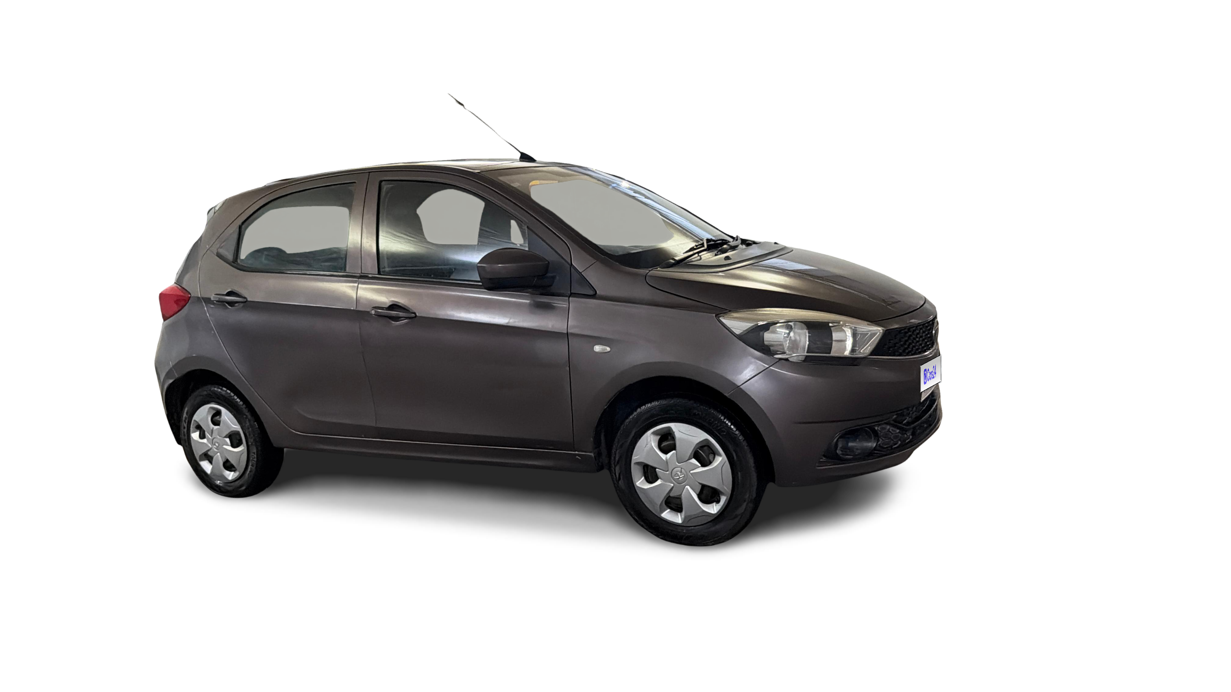 2018 Tata Tiago - Hatchback - Petrol - Manual - ₹2.84 lakh