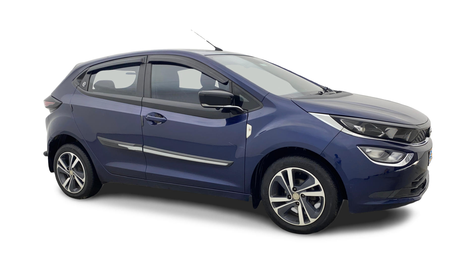 2023 Tata ALTROZ - Hatchback - Petrol - Manual - ₹6.23 lakh