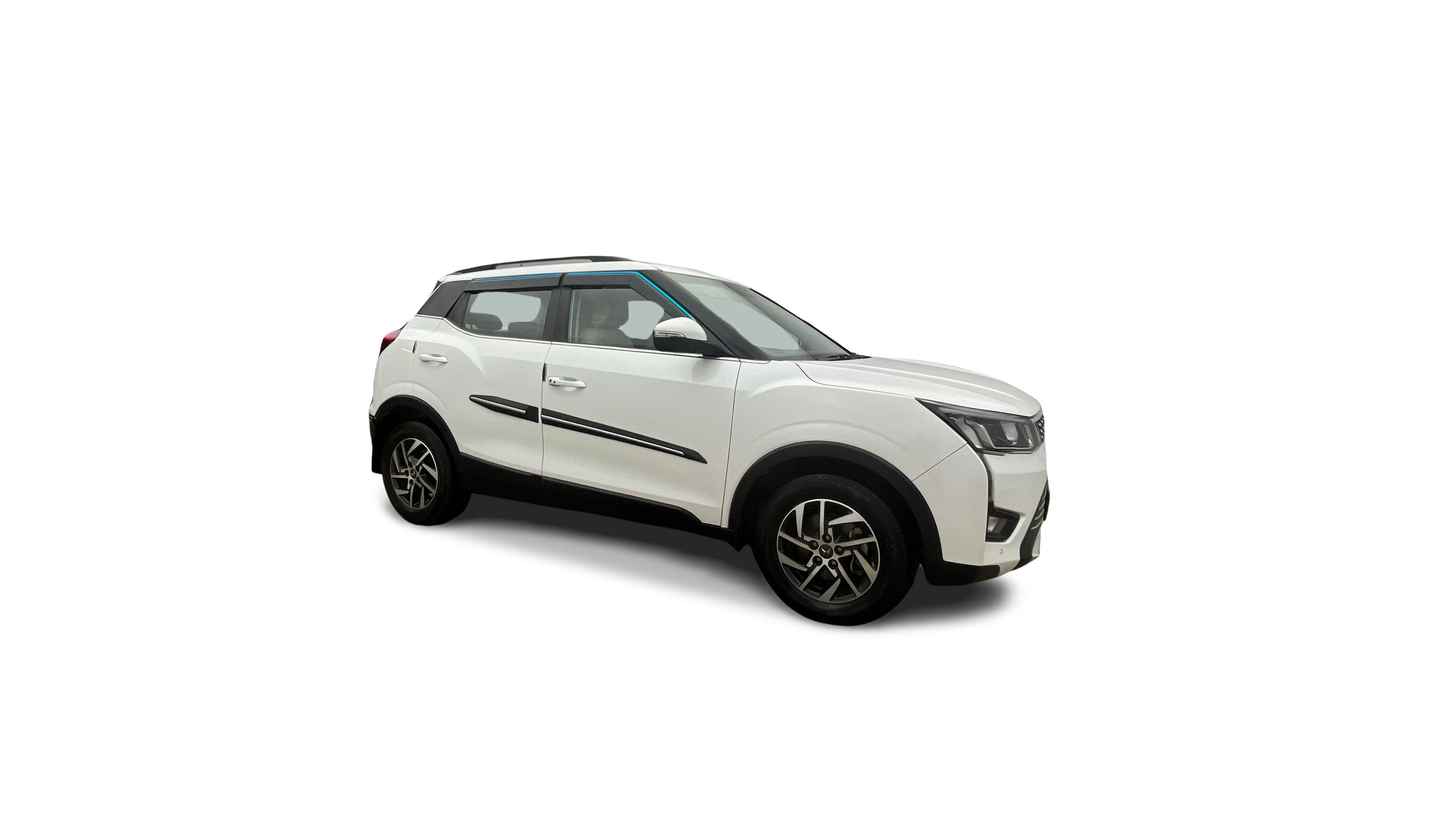 2024 Mahindra XUV300 - SUV - Petrol - Automatic - ₹7.97 lakh