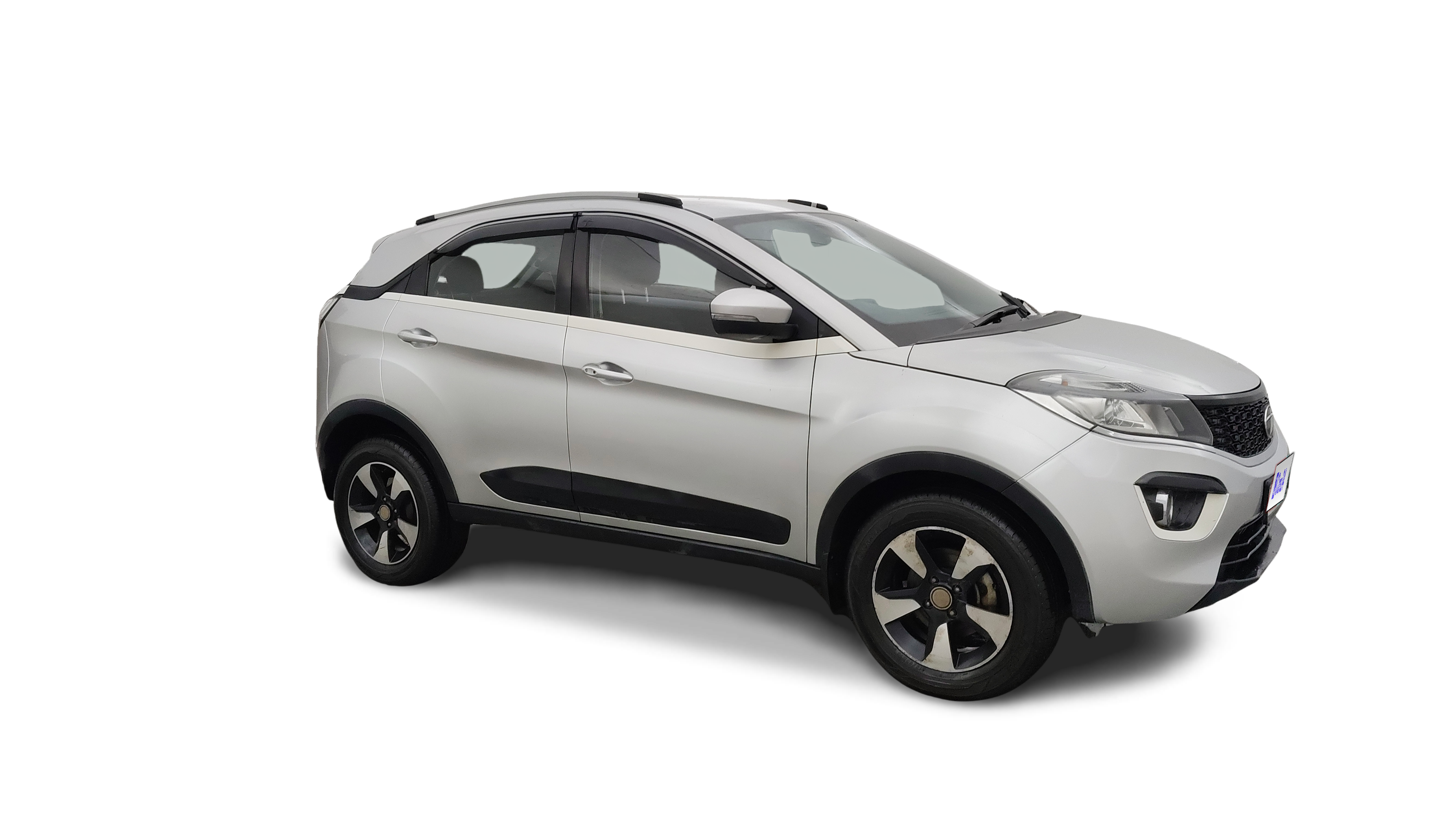 2018 Tata NEXON - SUV - Petrol - Automatic - ₹4.96 lakh