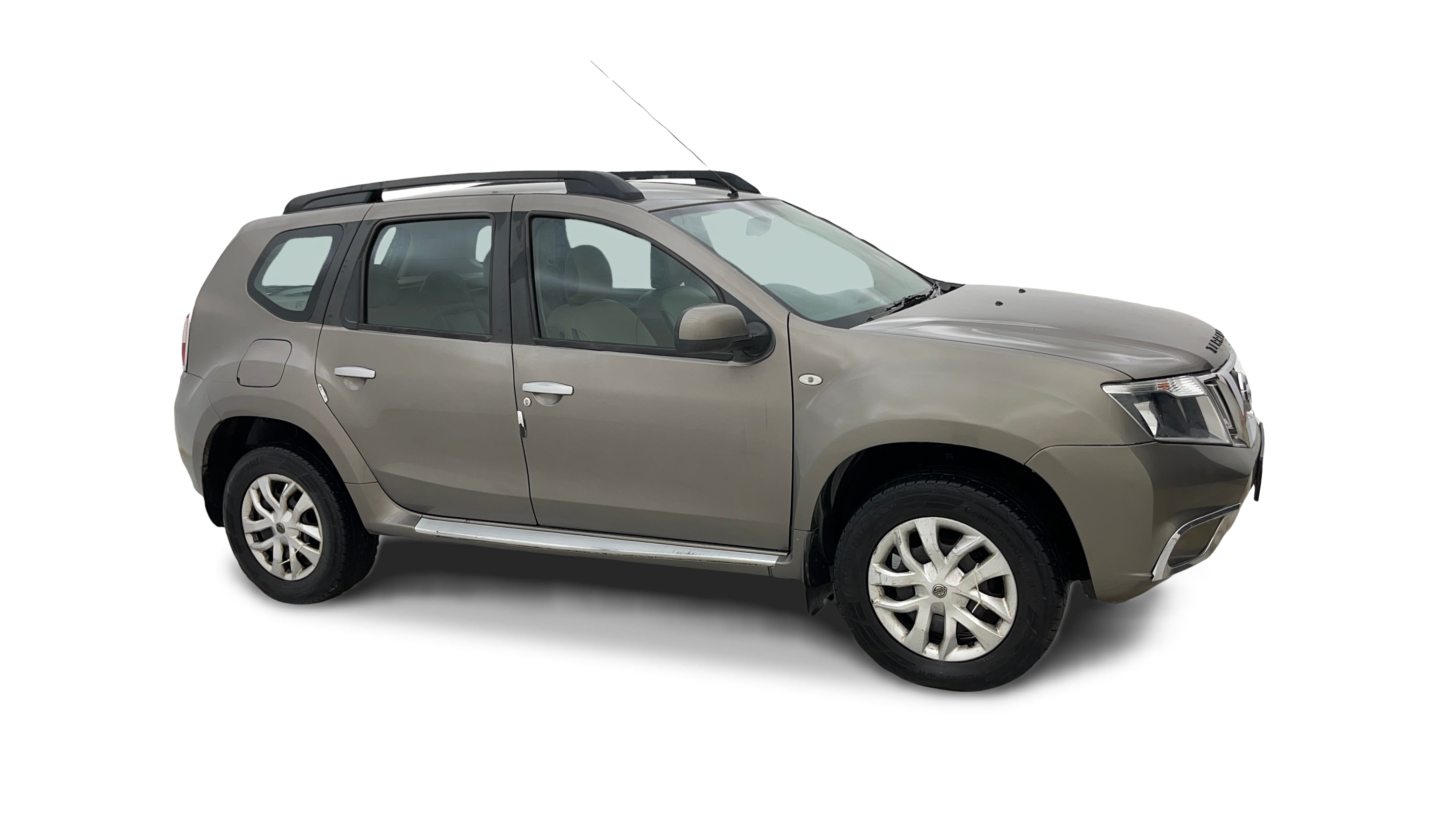 2015 Nissan Terrano - SUV - Petrol - Manual - ₹3.89 lakh
