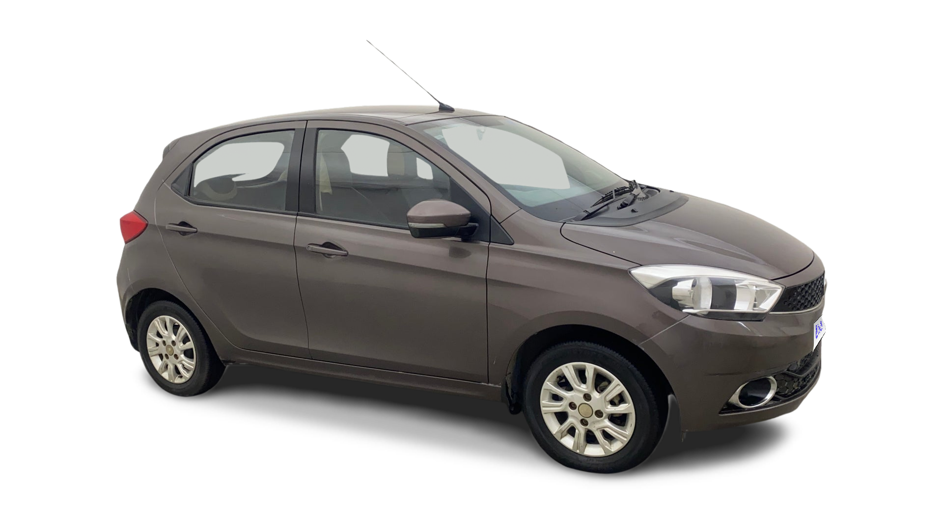 2018 Tata Tiago - Hatchback - Petrol - Manual - ₹3.75 lakh