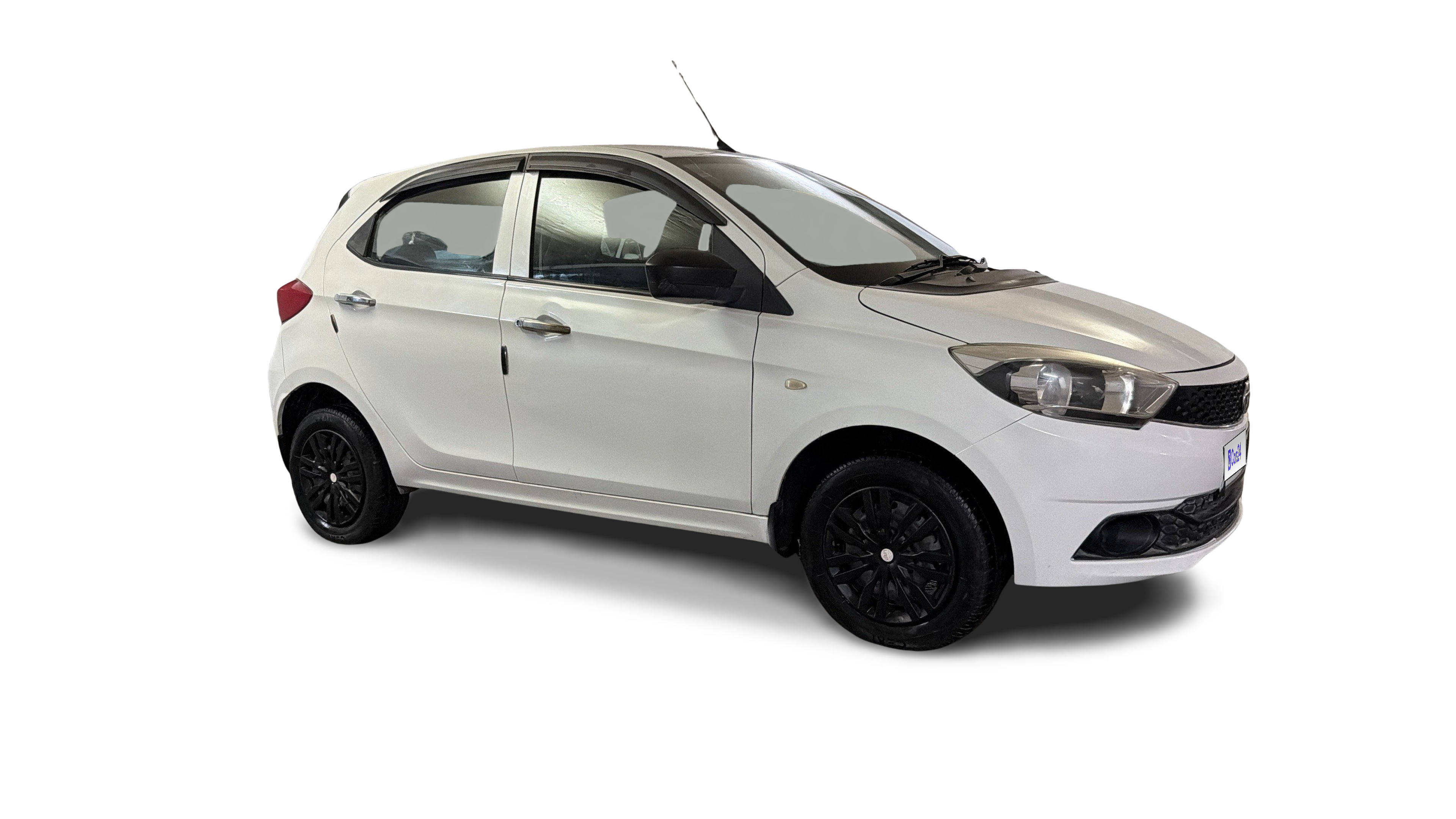 2018 Tata Tiago - Hatchback - Petrol - Manual - ₹2.67 lakh