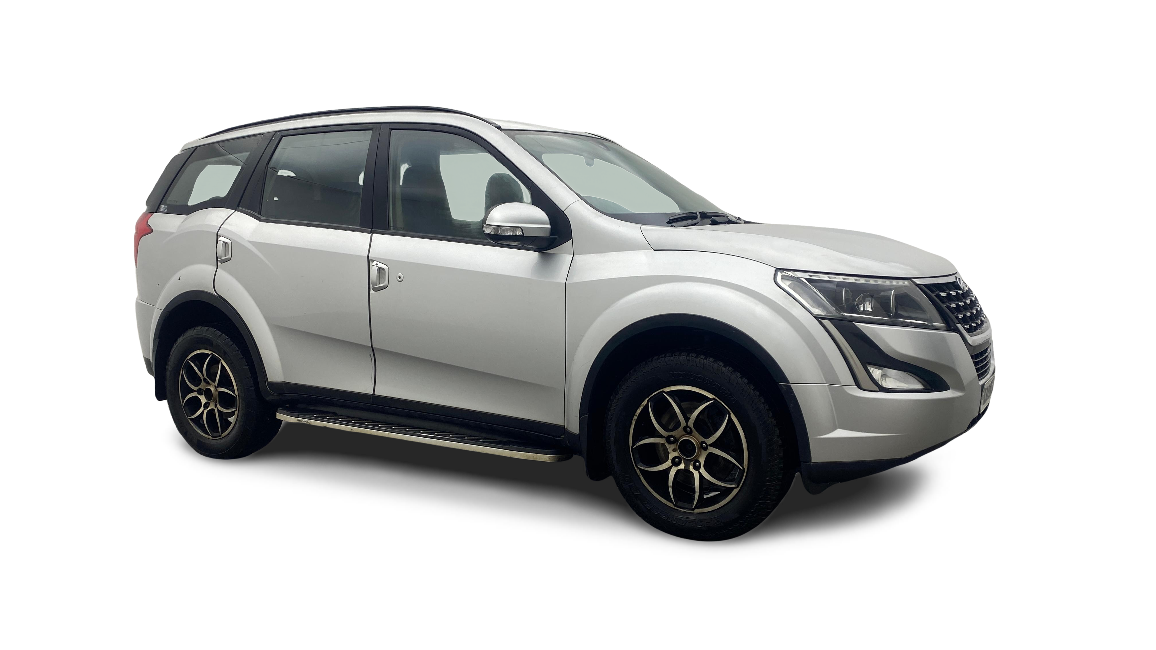 2018 Mahindra XUV500 - SUV - Diesel - Manual - ₹7.80 lakh