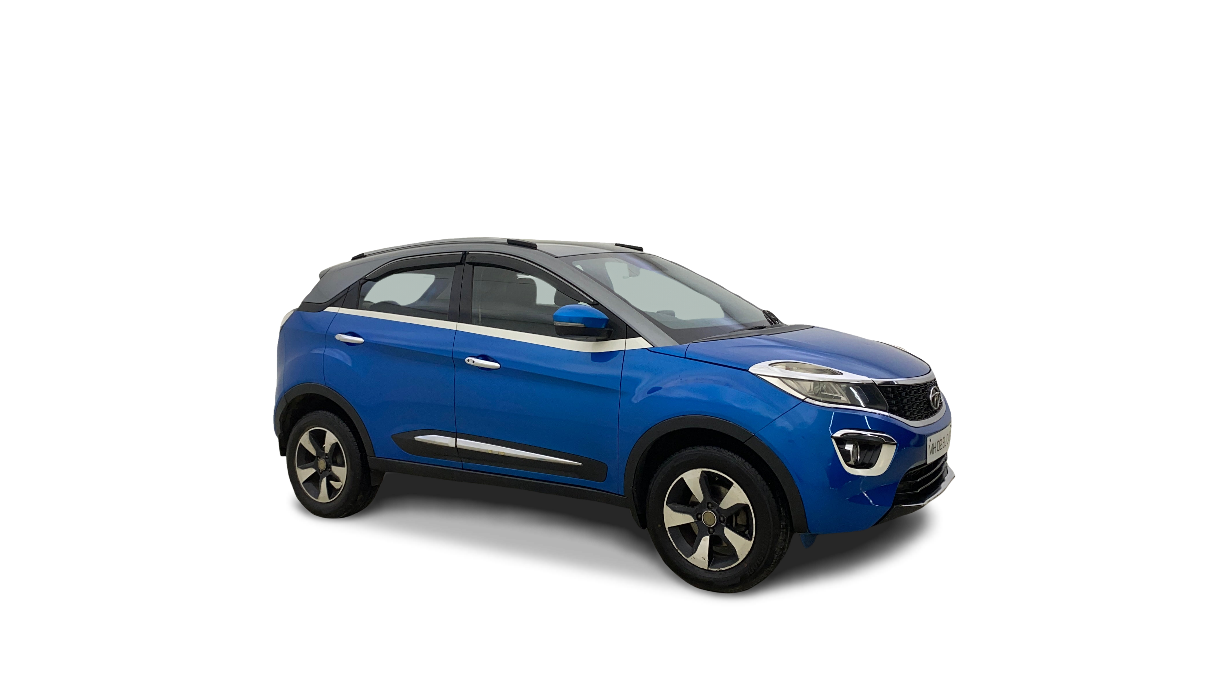 Tata NEXON-img