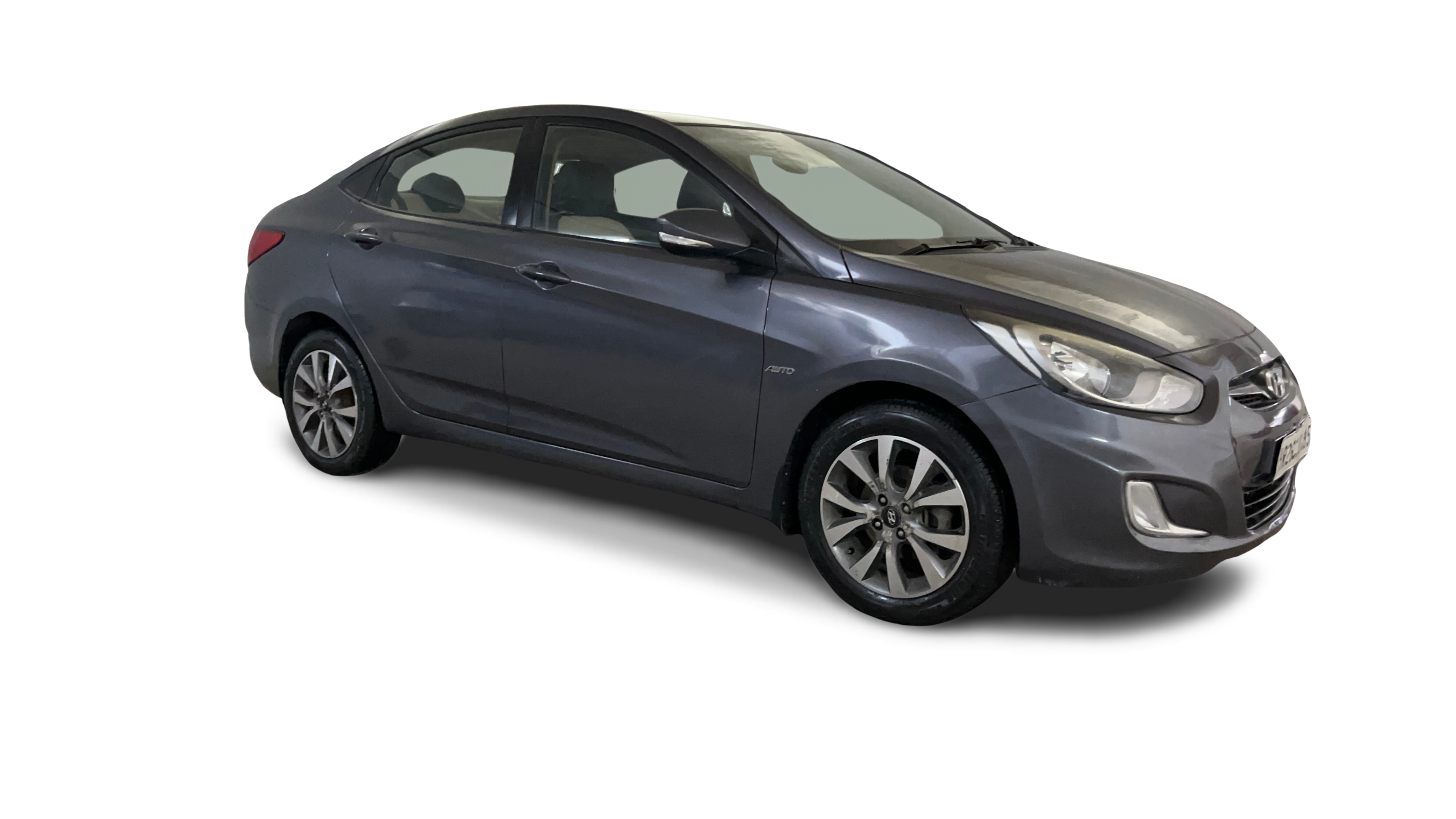 Hyundai Verna-img