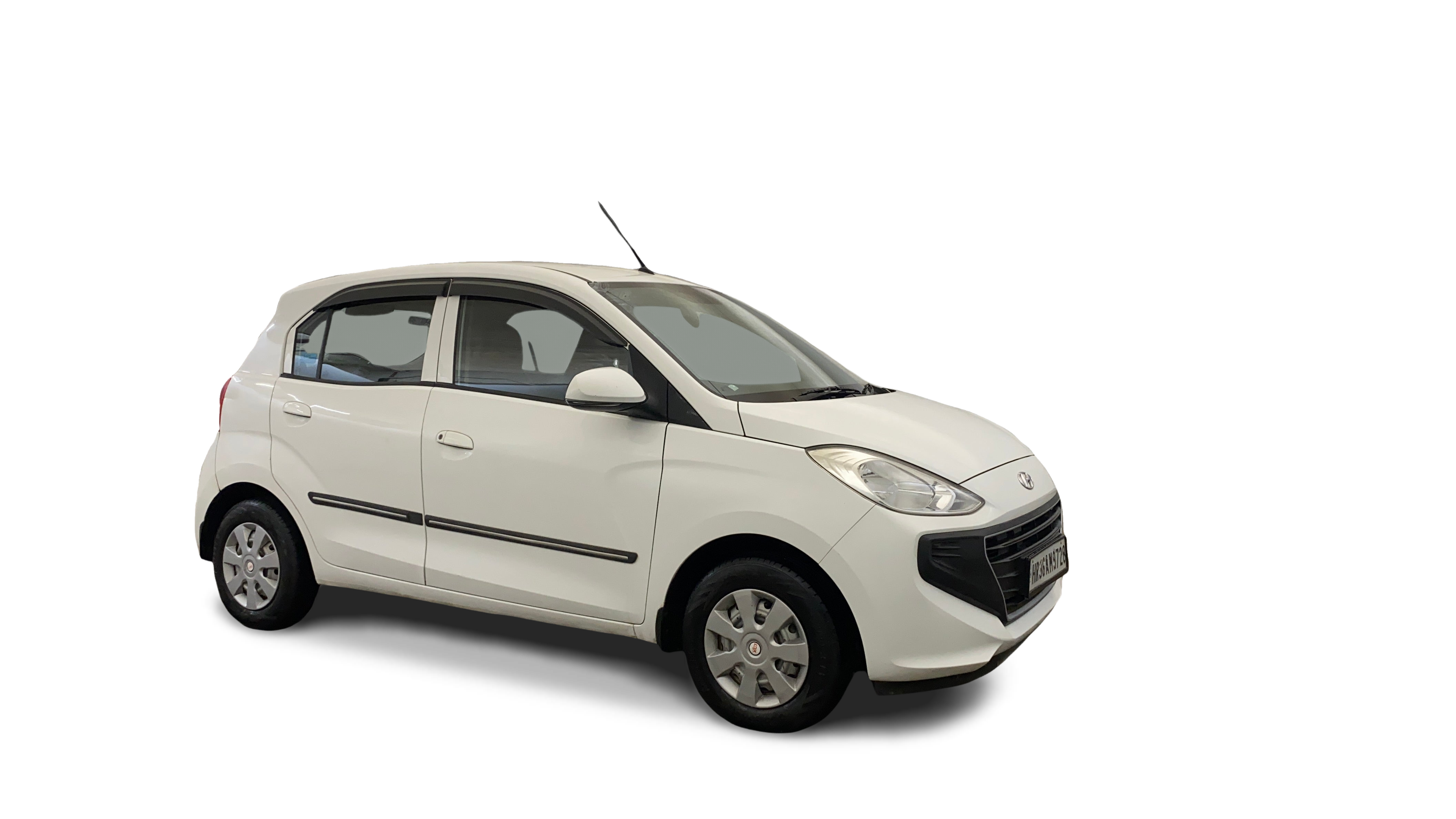 Hyundai NEW SANTRO-img