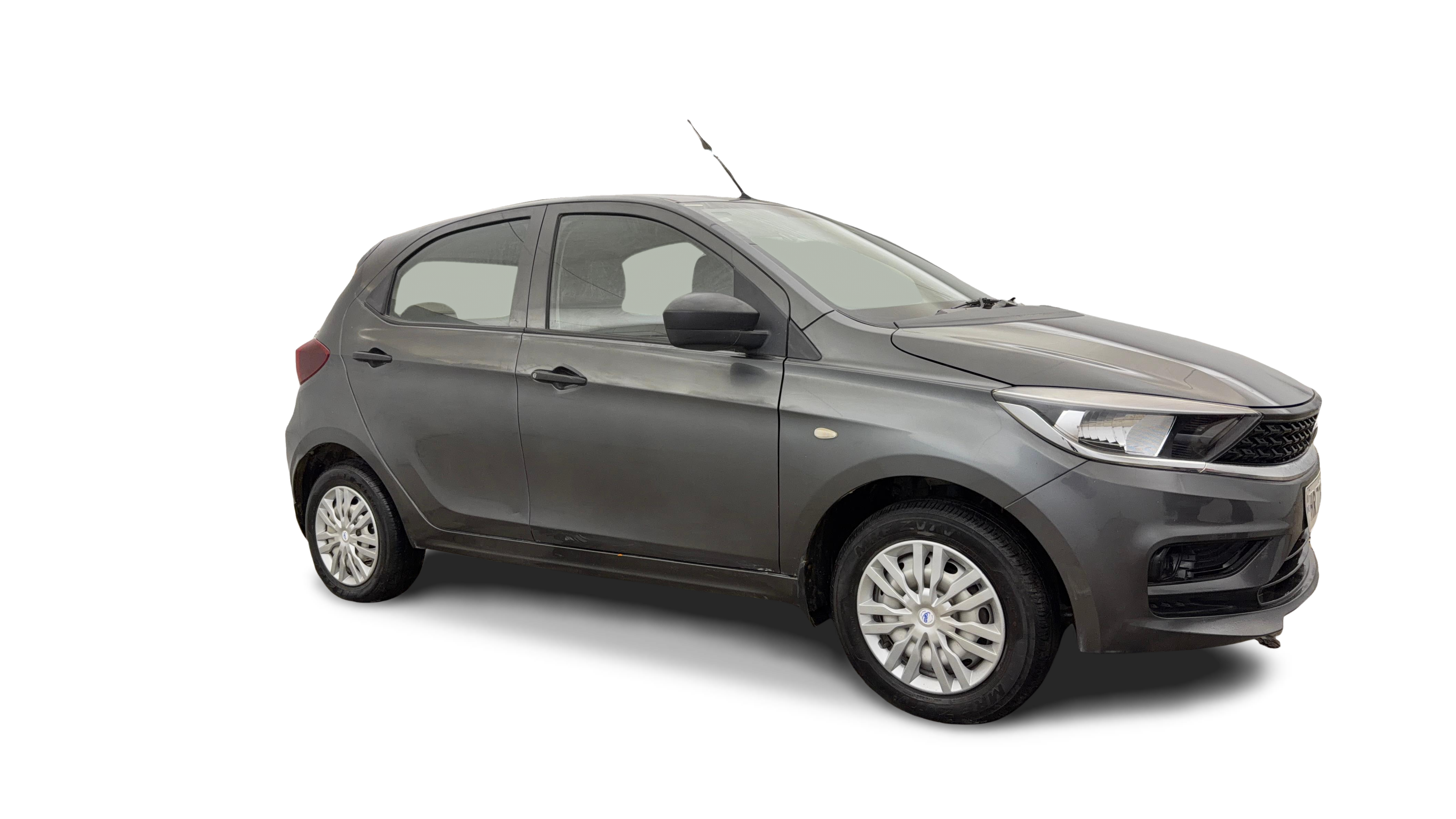 2022 Tata Tiago - Hatchback - Petrol - Manual - ₹3.40 lakh